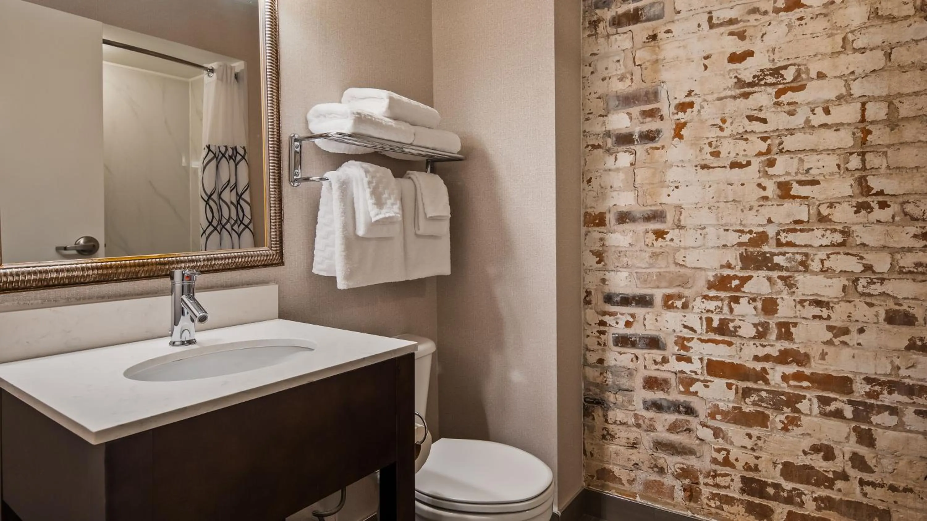 Bathroom in Best Western Plus St. Christopher Hotel