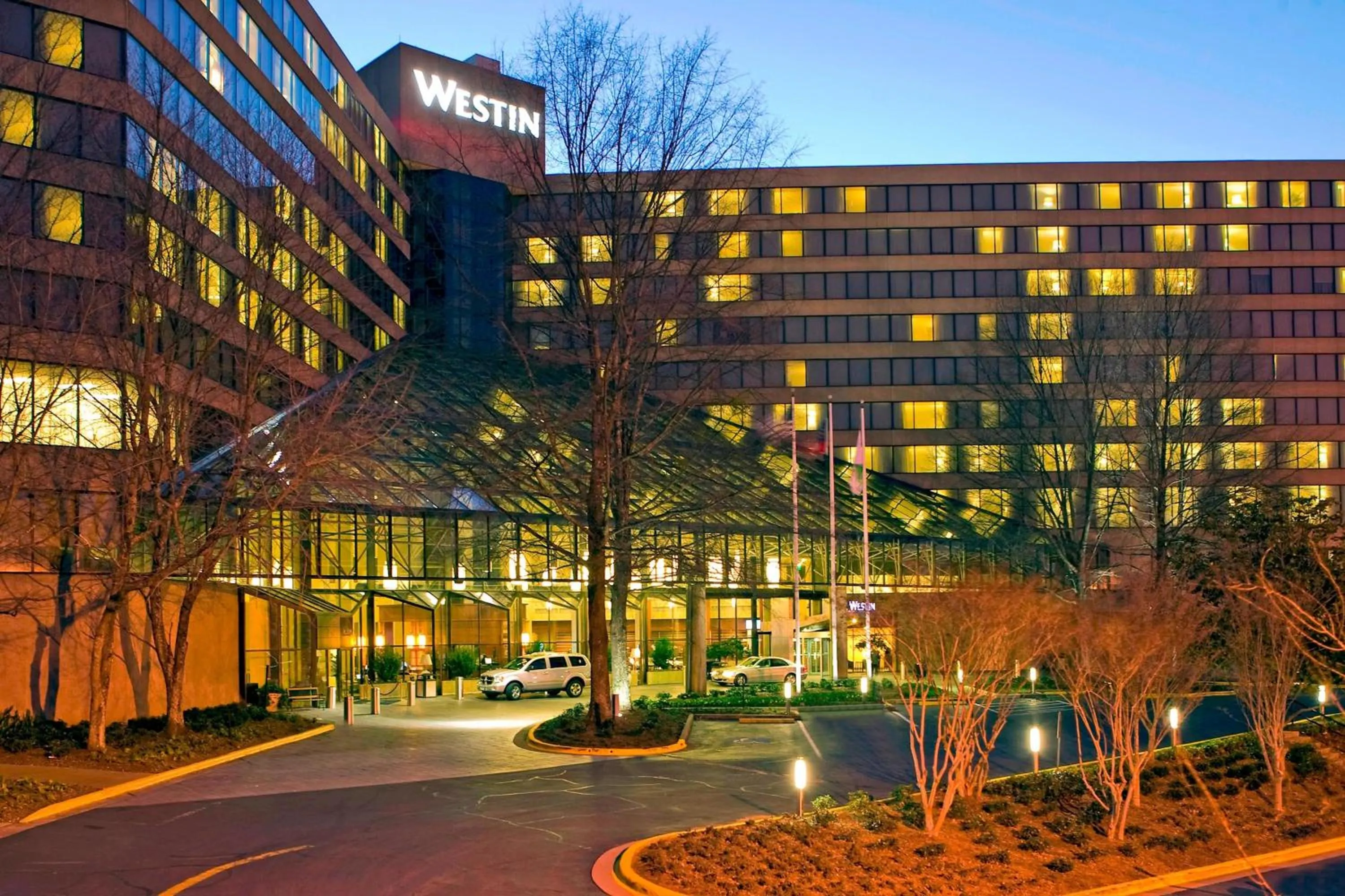 Property building in The Westin Atlanta Airport