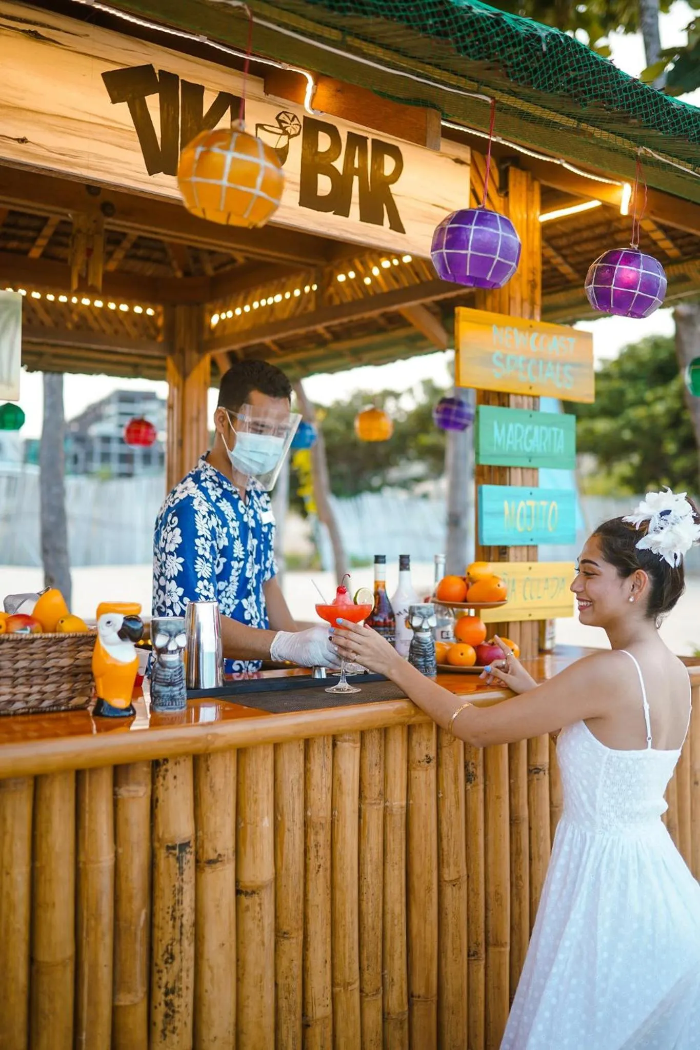 Lounge or bar in Belmont Hotel Boracay near Newcoast Beach