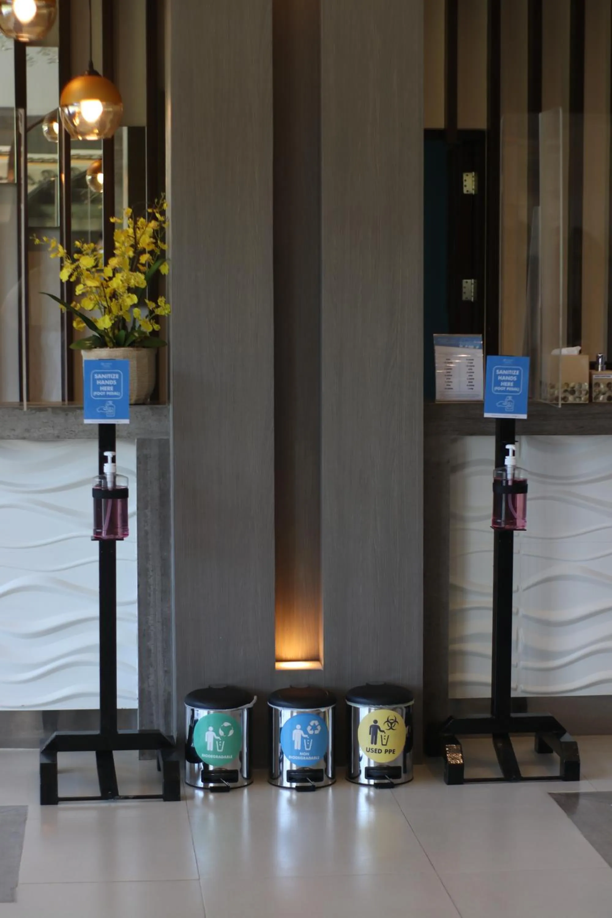 Lobby or reception in Belmont Hotel Boracay near Newcoast Beach