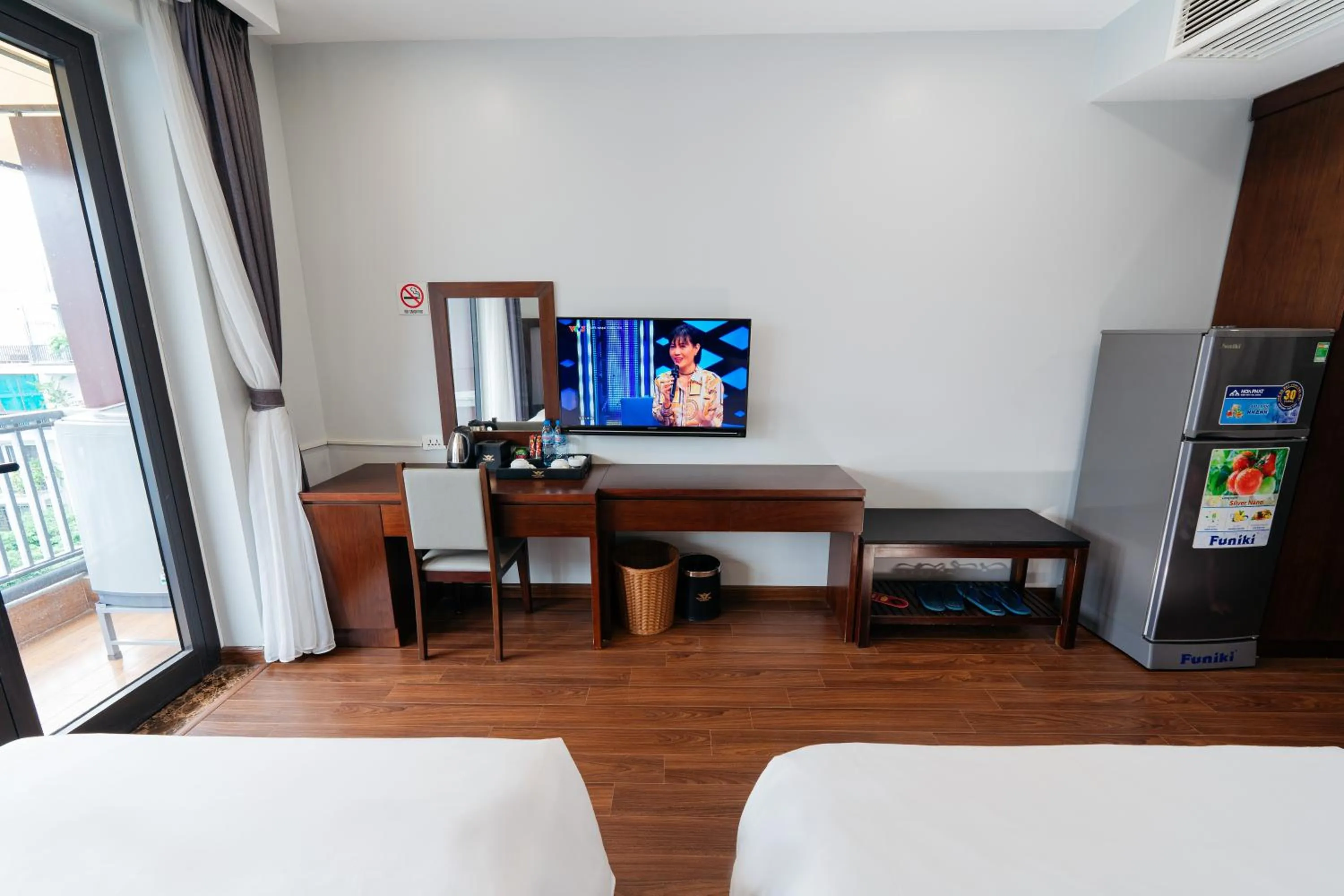 Area and facilities in Topone Halong Hotel