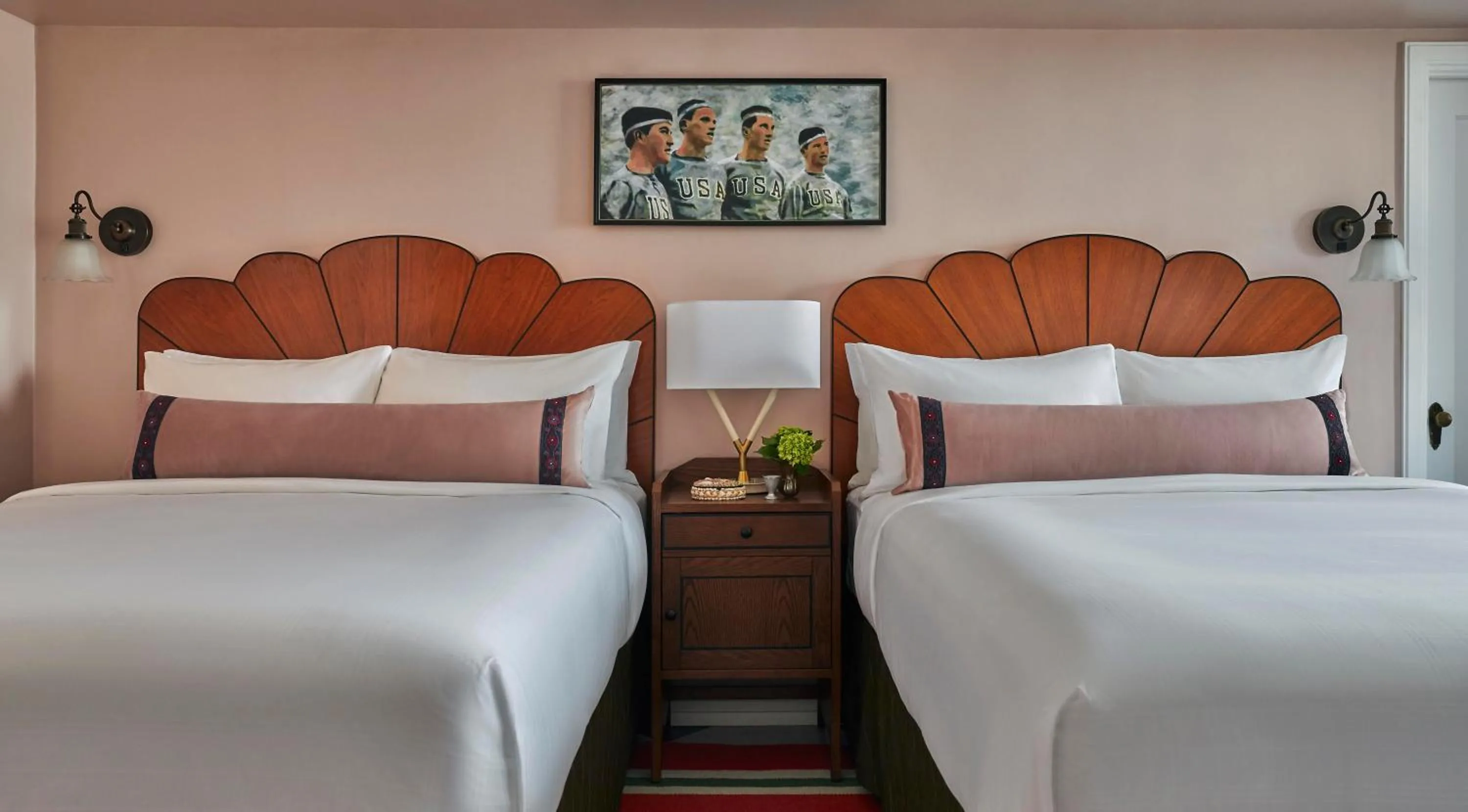 Bedroom, Bed in Graduate by Hilton Seattle