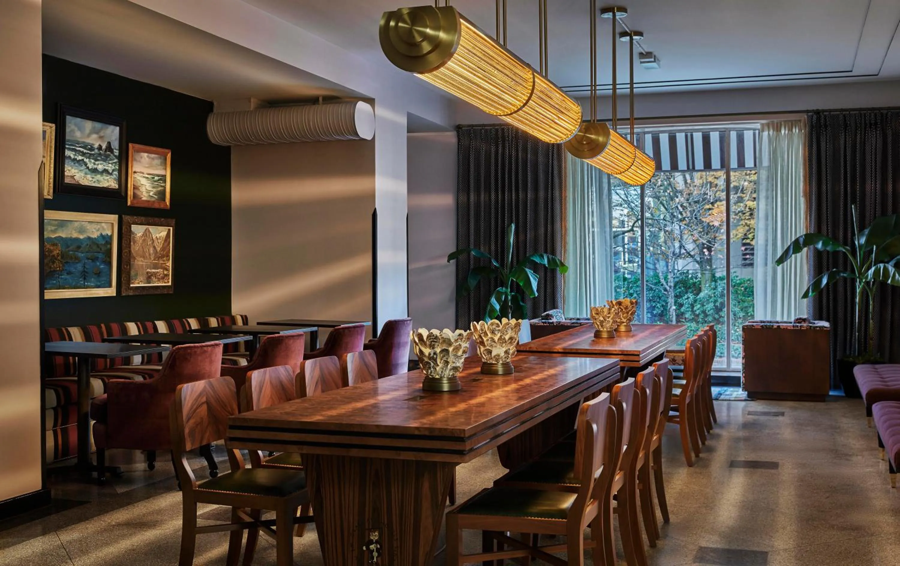 Lobby or reception in Graduate by Hilton Seattle