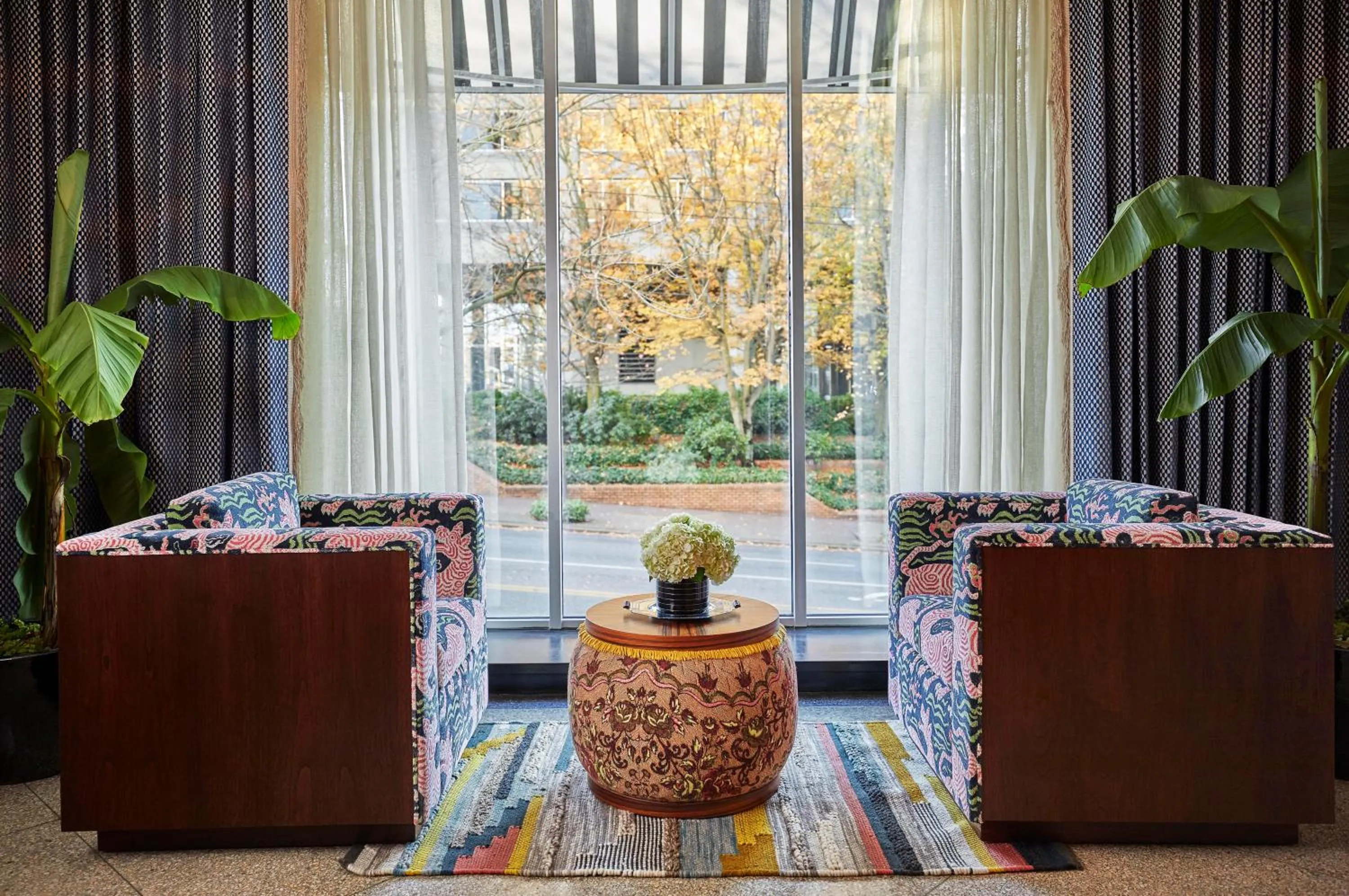 Lobby or reception in Graduate by Hilton Seattle