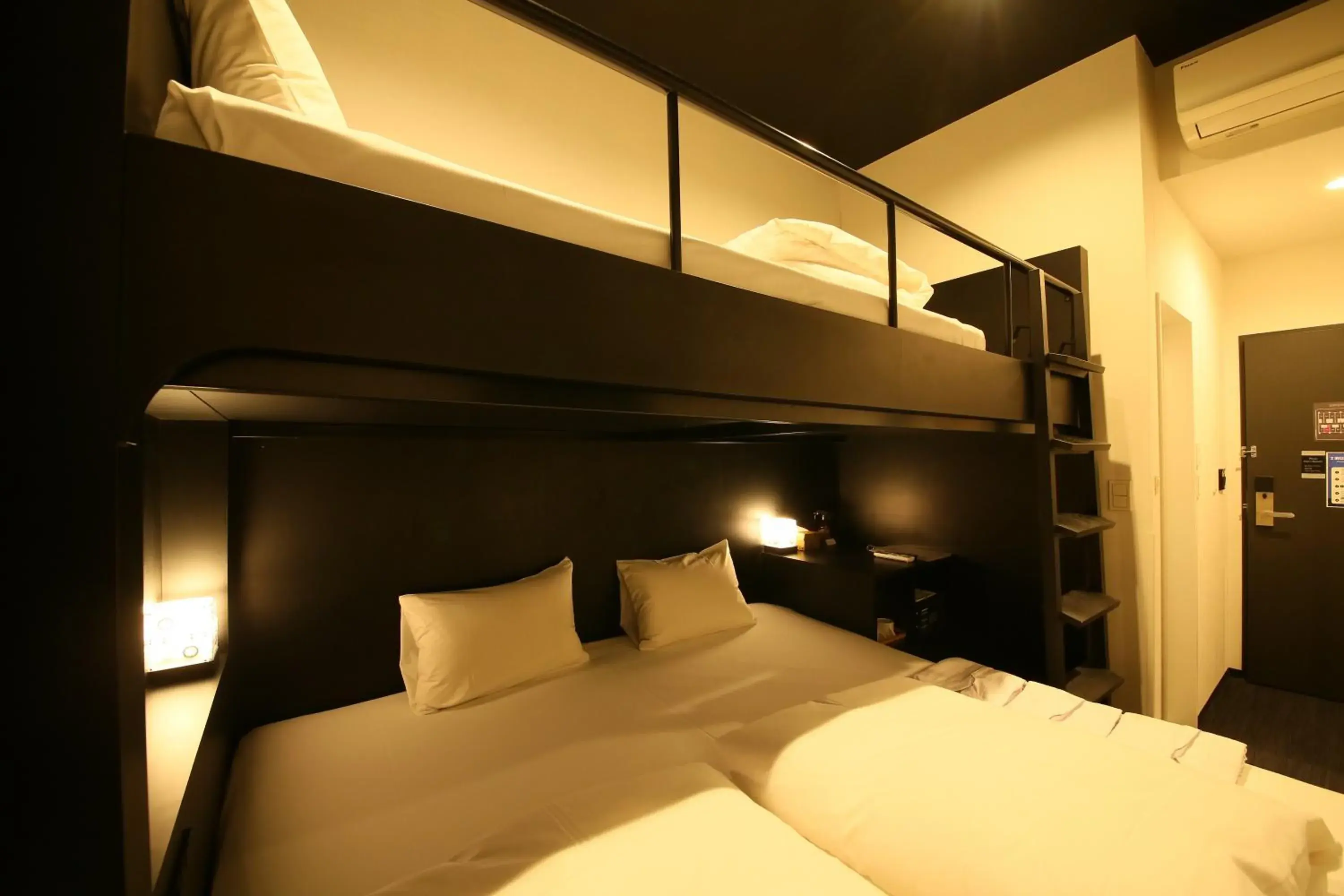 Bed in HOTEL TRAD Replay Bed in HOTEL TRAD Replay