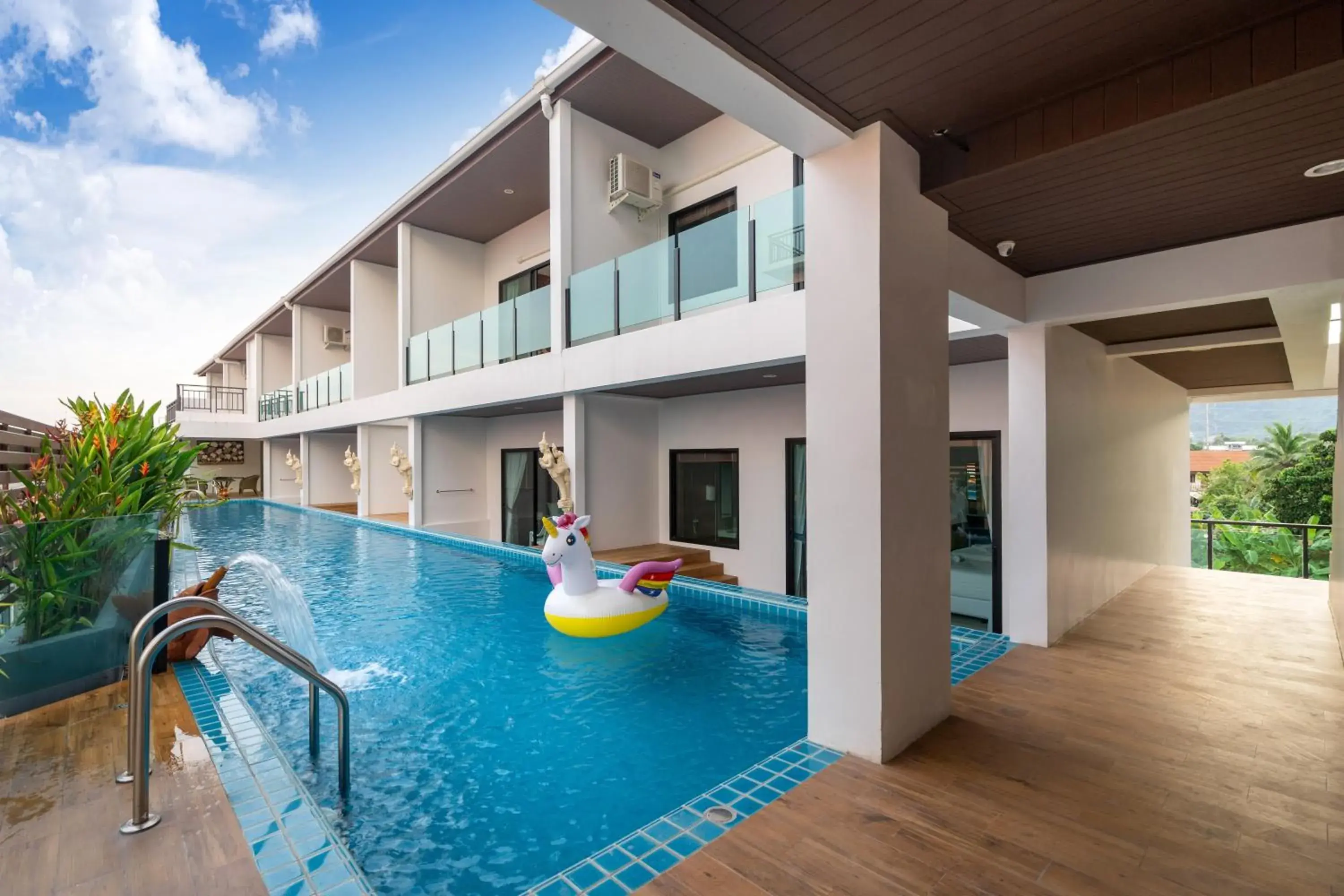 Property building in The Thames Pool Access Resort & Villa - SHA Extra Plus Property building in The Thames Pool Access Resort & Villa - SHA Extra Plus