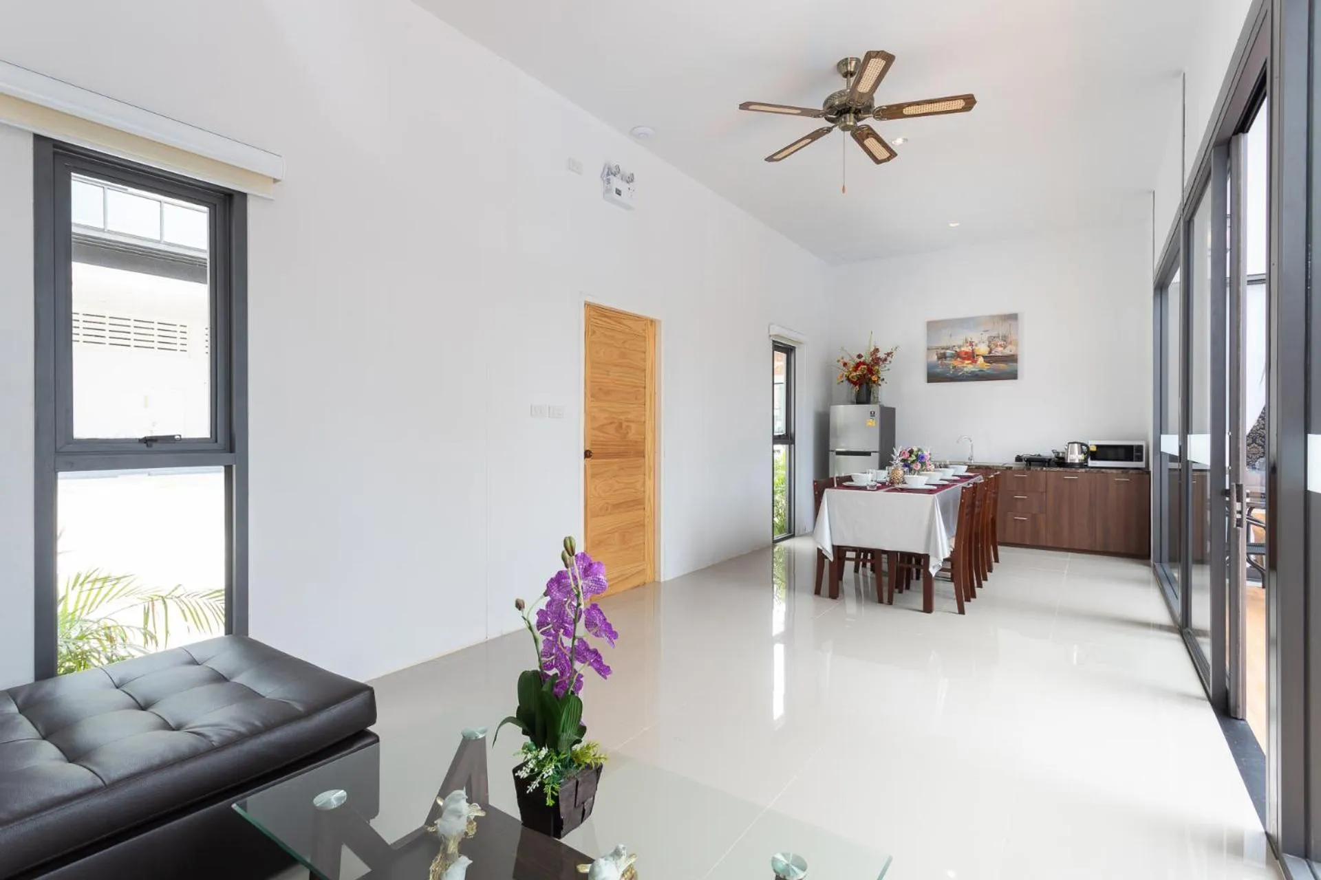 Living room in The Thames Pool Access Resort & Villa - SHA Extra Plus