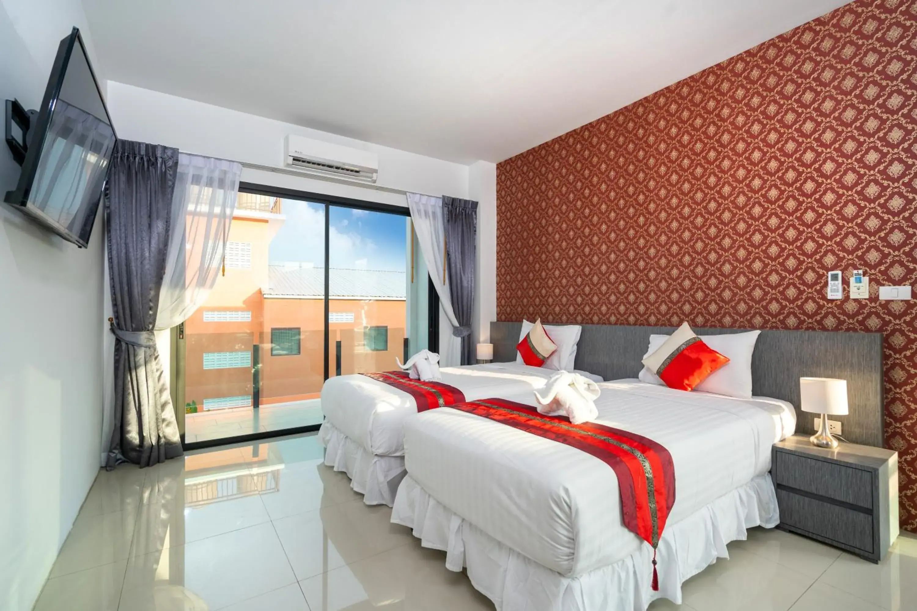 Photo of the whole room, Bed in The Thames Pool Access Resort & Villa - SHA Extra Plus Photo of the whole room, Bed in The Thames Pool Access Resort & Villa - SHA Extra Plus
