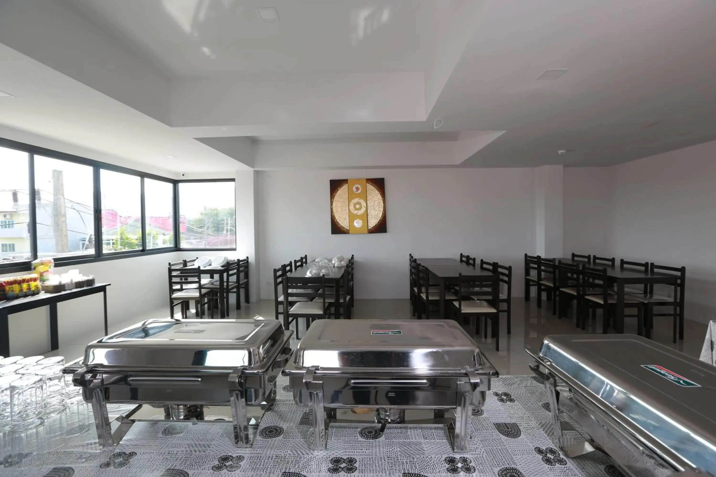 Restaurant/places to eat in The Thames Pool Access Resort & Villa - SHA Extra Plus Restaurant/places to eat in The Thames Pool Access Resort & Villa - SHA Extra Plus