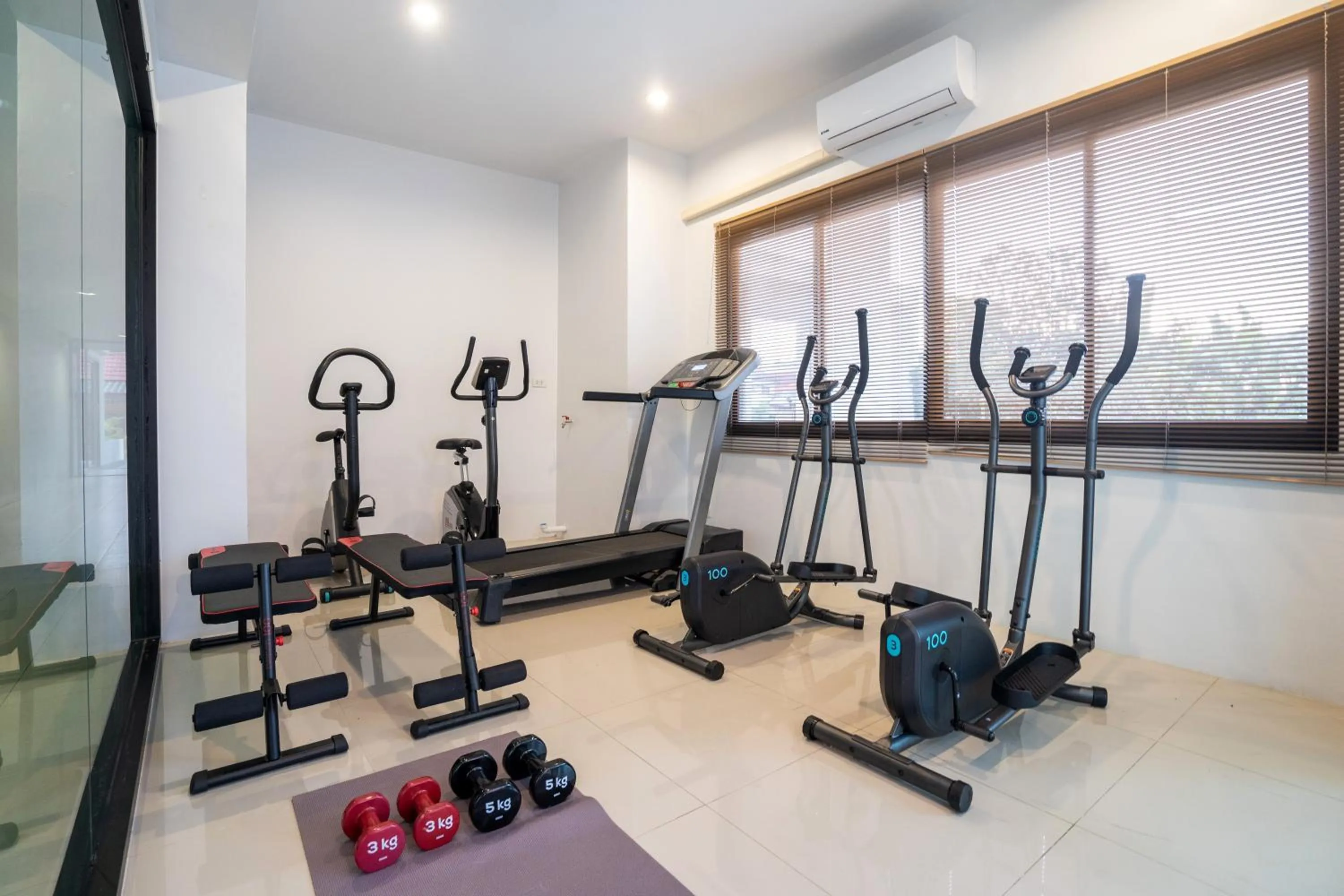 Fitness centre/facilities in The Thames Pool Access Resort & Villa - SHA Extra Plus