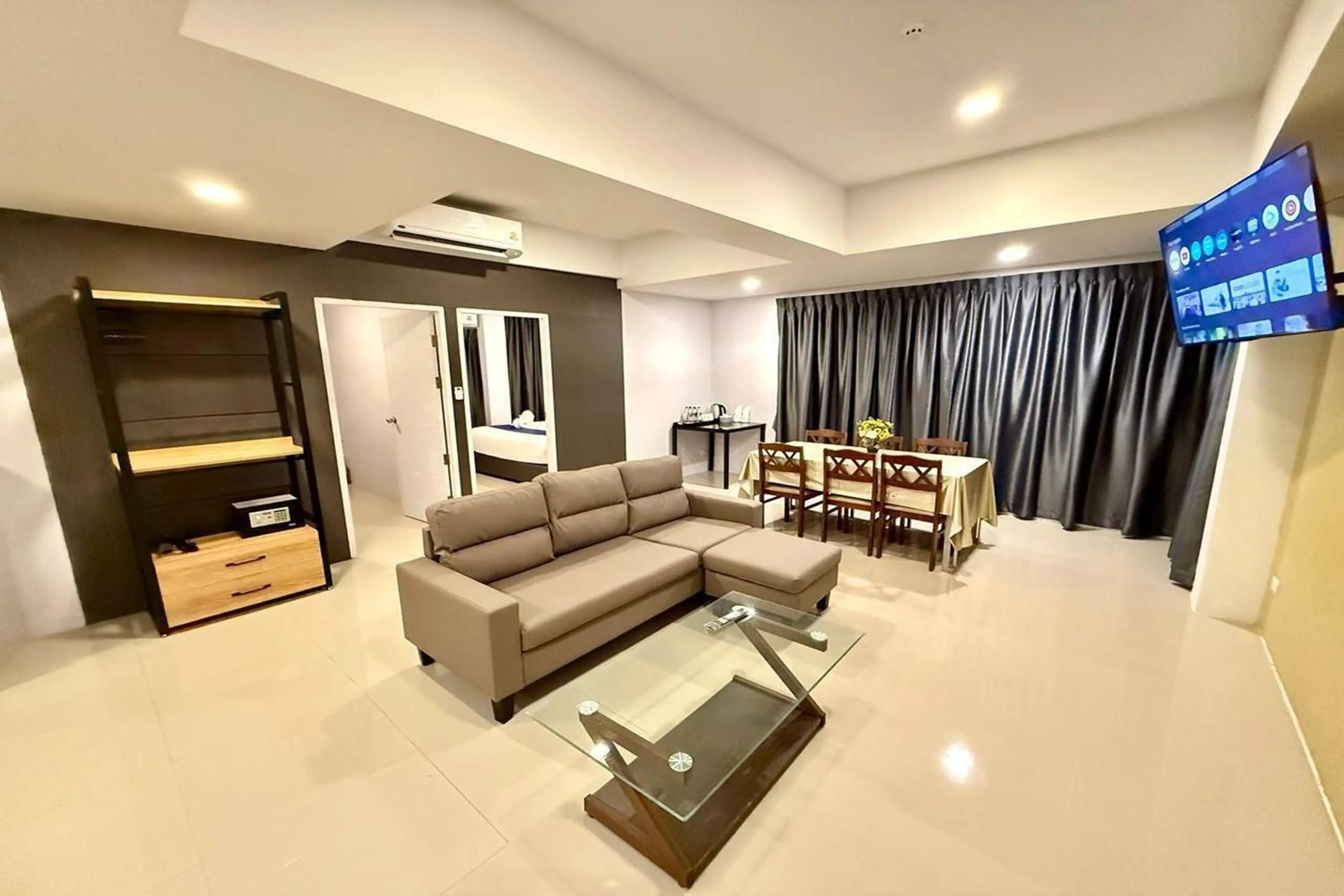 TV and multimedia in The Thames Pool Access Resort & Villa - SHA Extra Plus