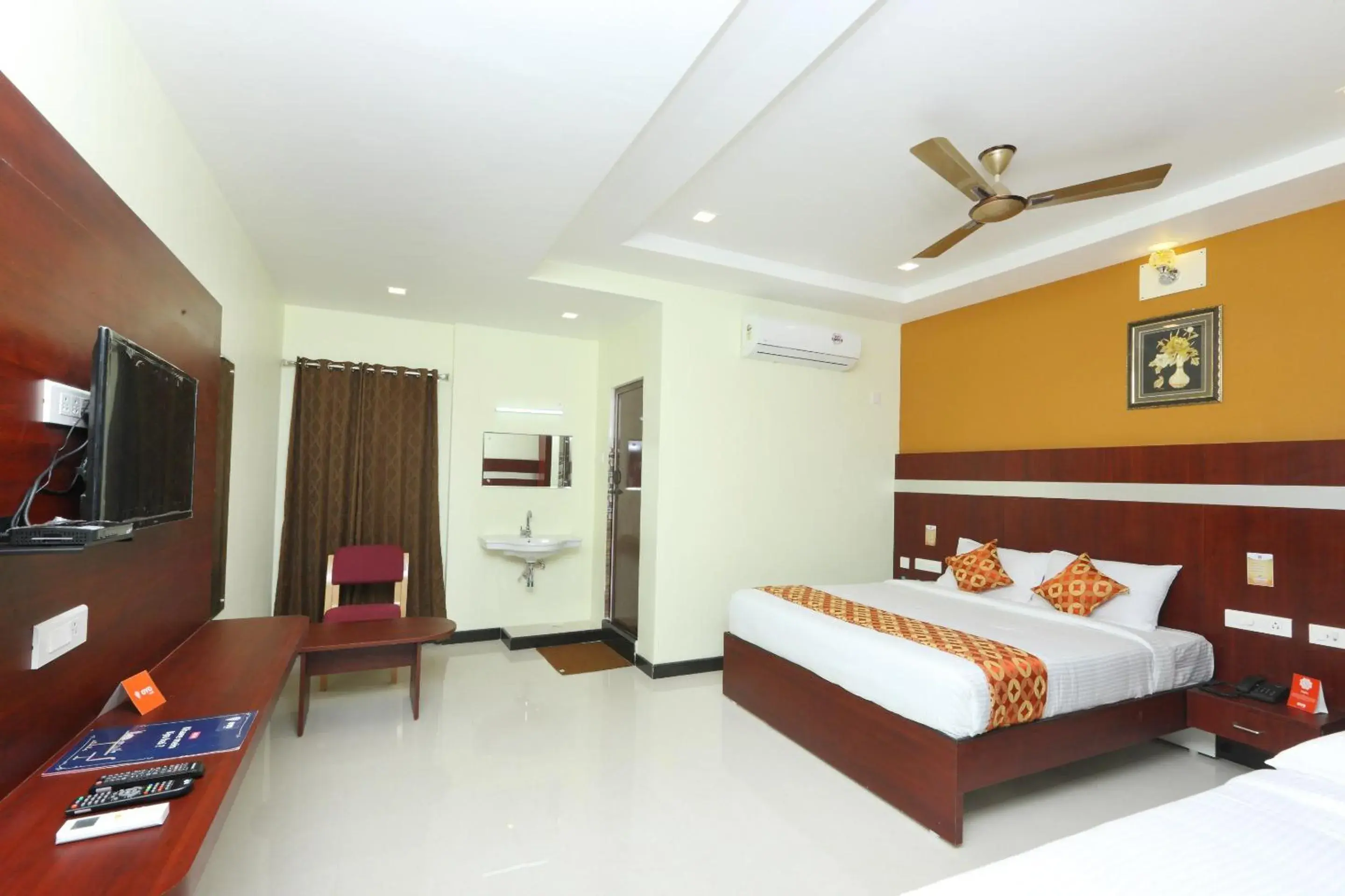 Photo of the whole room, Bed in Hotel Ramcharan Residency, Tirupati Photo of the whole room, Bed in Hotel Ramcharan Residency, Tirupati