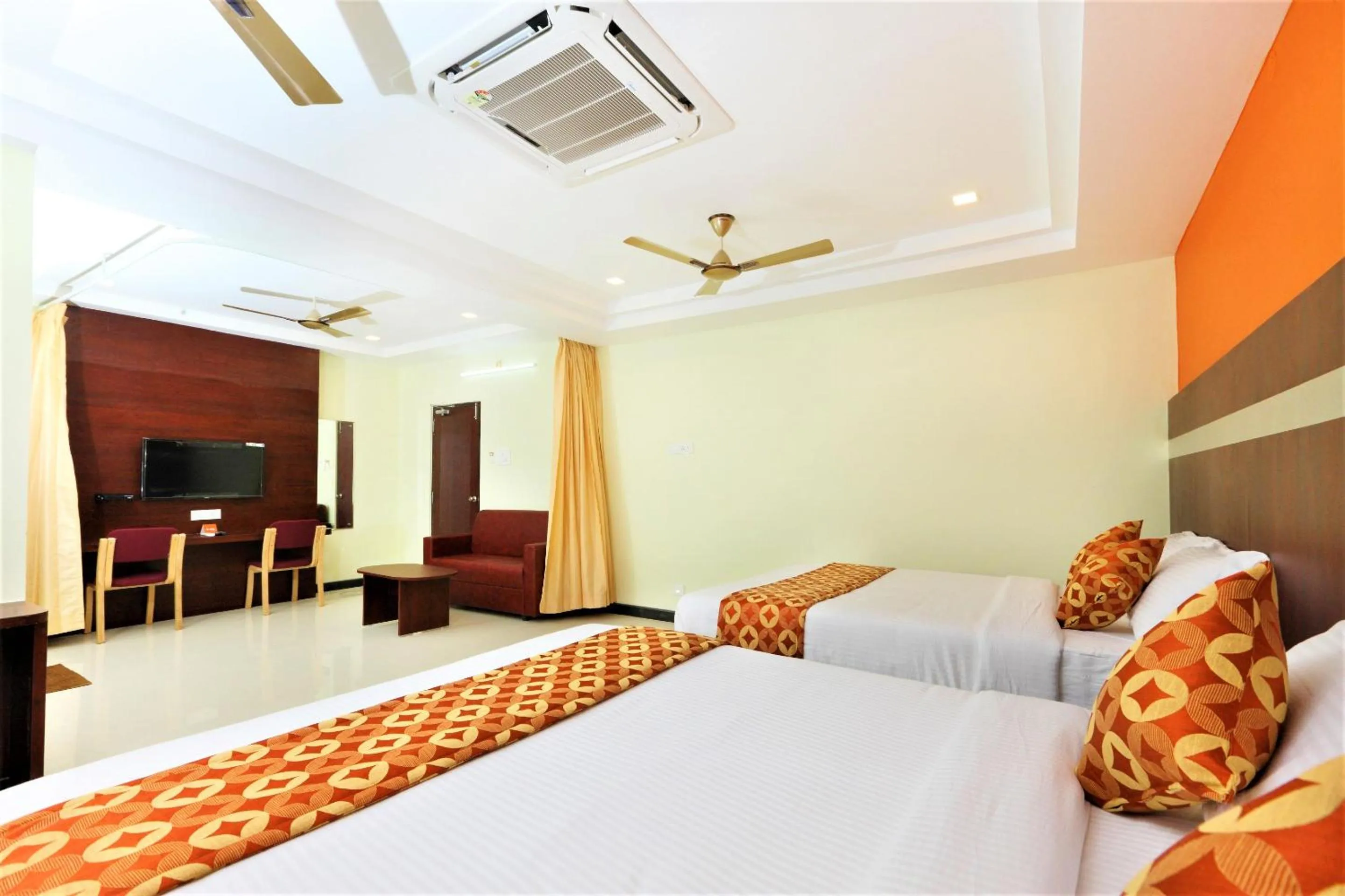 Bedroom, Bed in Hotel Ramcharan Residency, Tirupati
