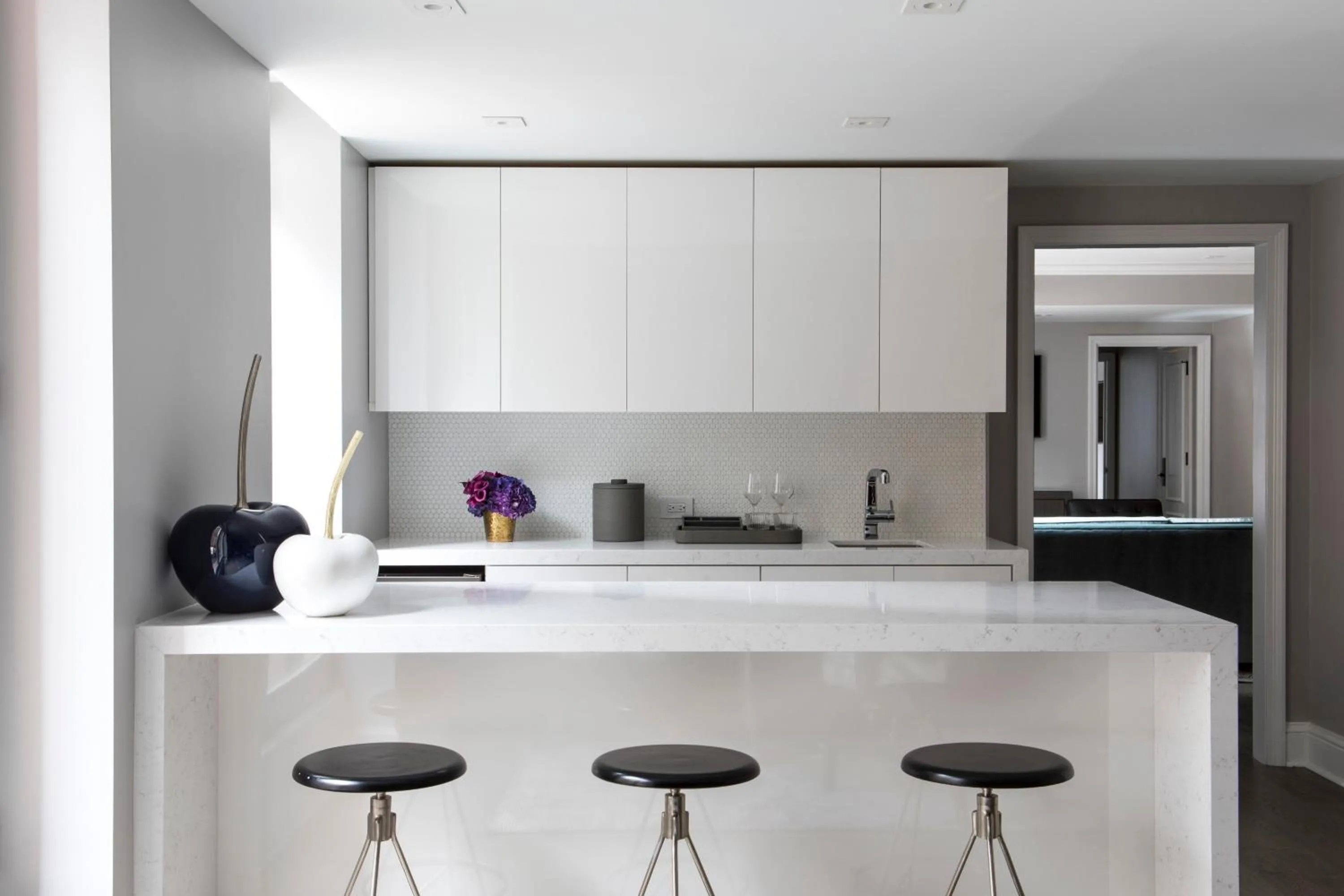 Photo of the whole room in Omni Berkshire Place