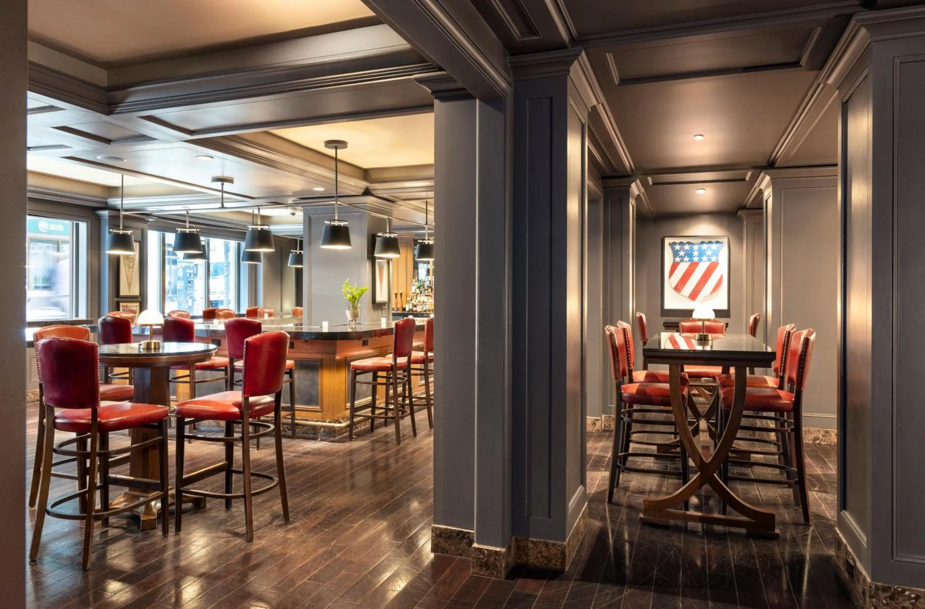 Lounge or bar in Omni Berkshire Place