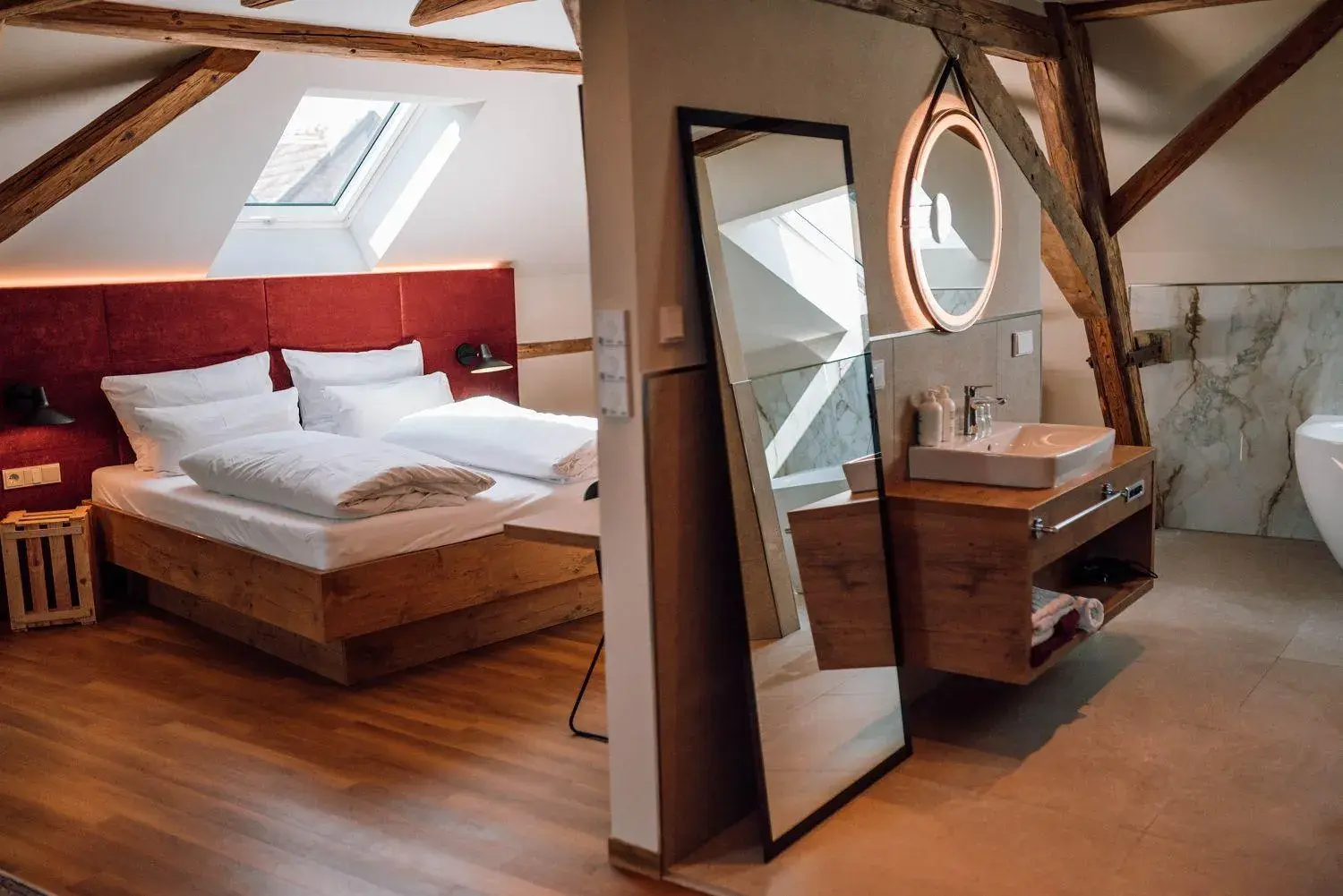 Superior King Suite - single occupancy in Schmidtburger Hof Superior King Suite - single occupancy in Schmidtburger Hof