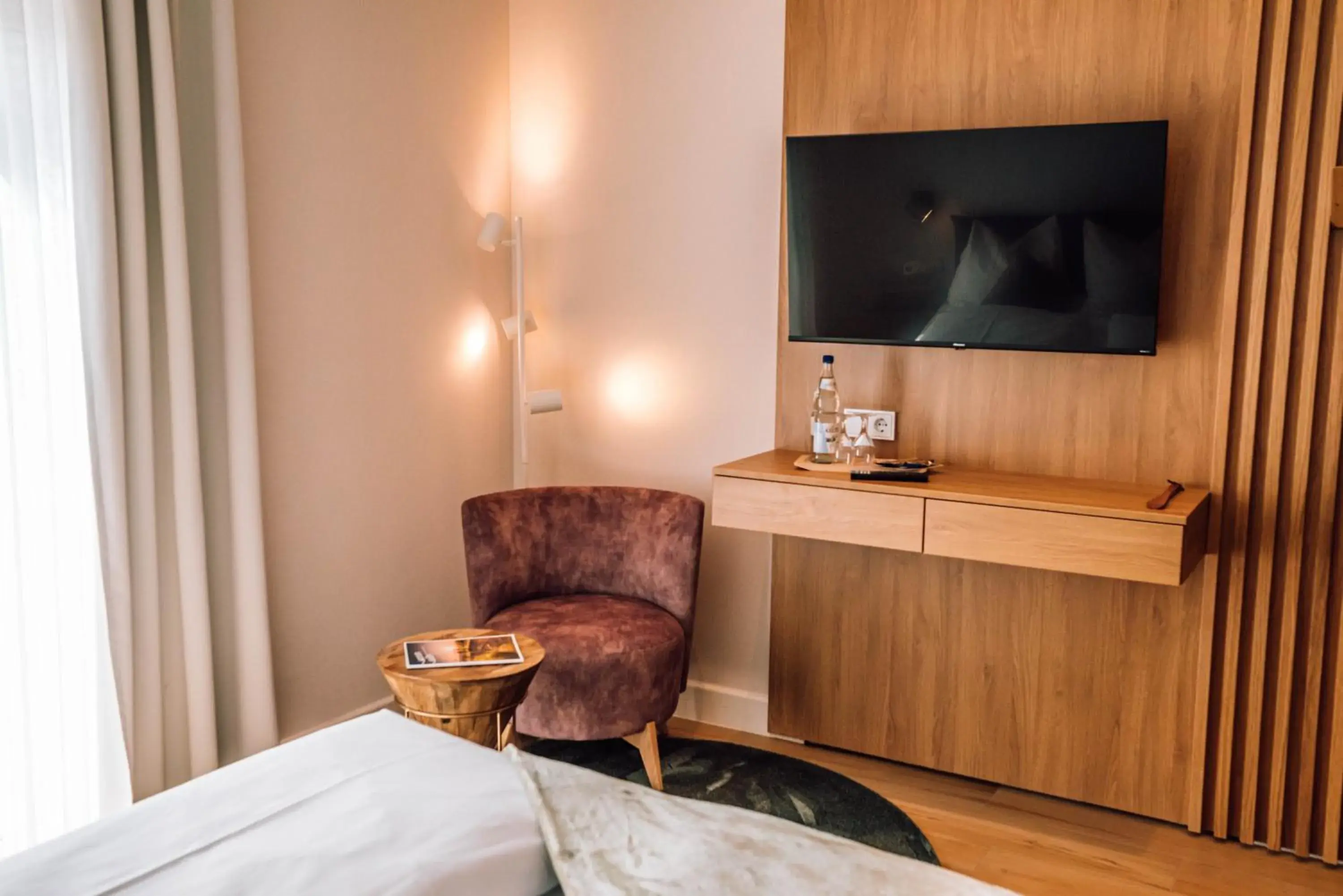 Doppelzimmer mit Garten - single occupancy in Schmidtburger Hof - Landhotel, Restaurant & Sauna Doppelzimmer mit Garten - single occupancy in Schmidtburger Hof - Landhotel, Restaurant & Sauna