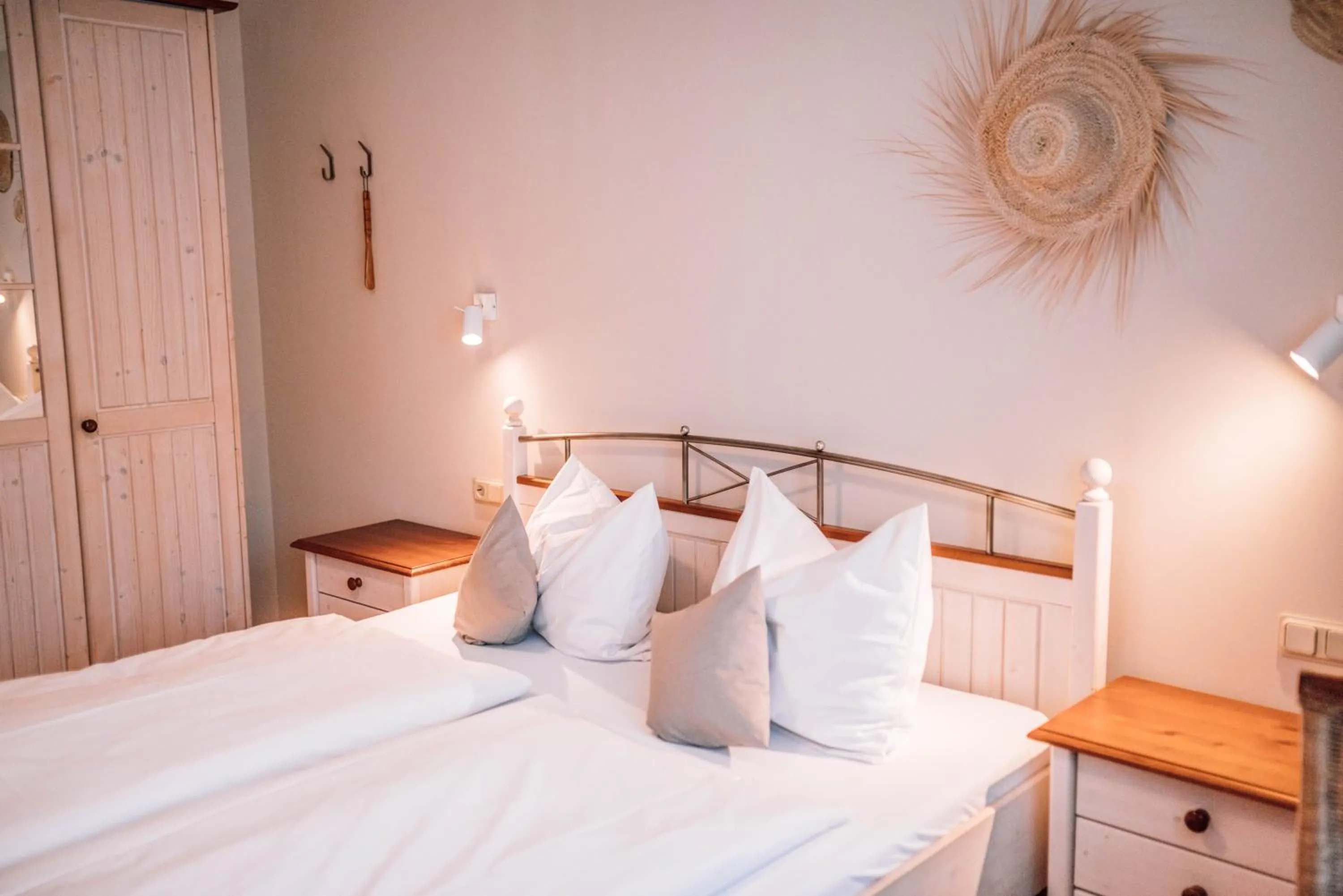 Double Room with Private Bathroom - single occupancy in Schmidtburger Hof