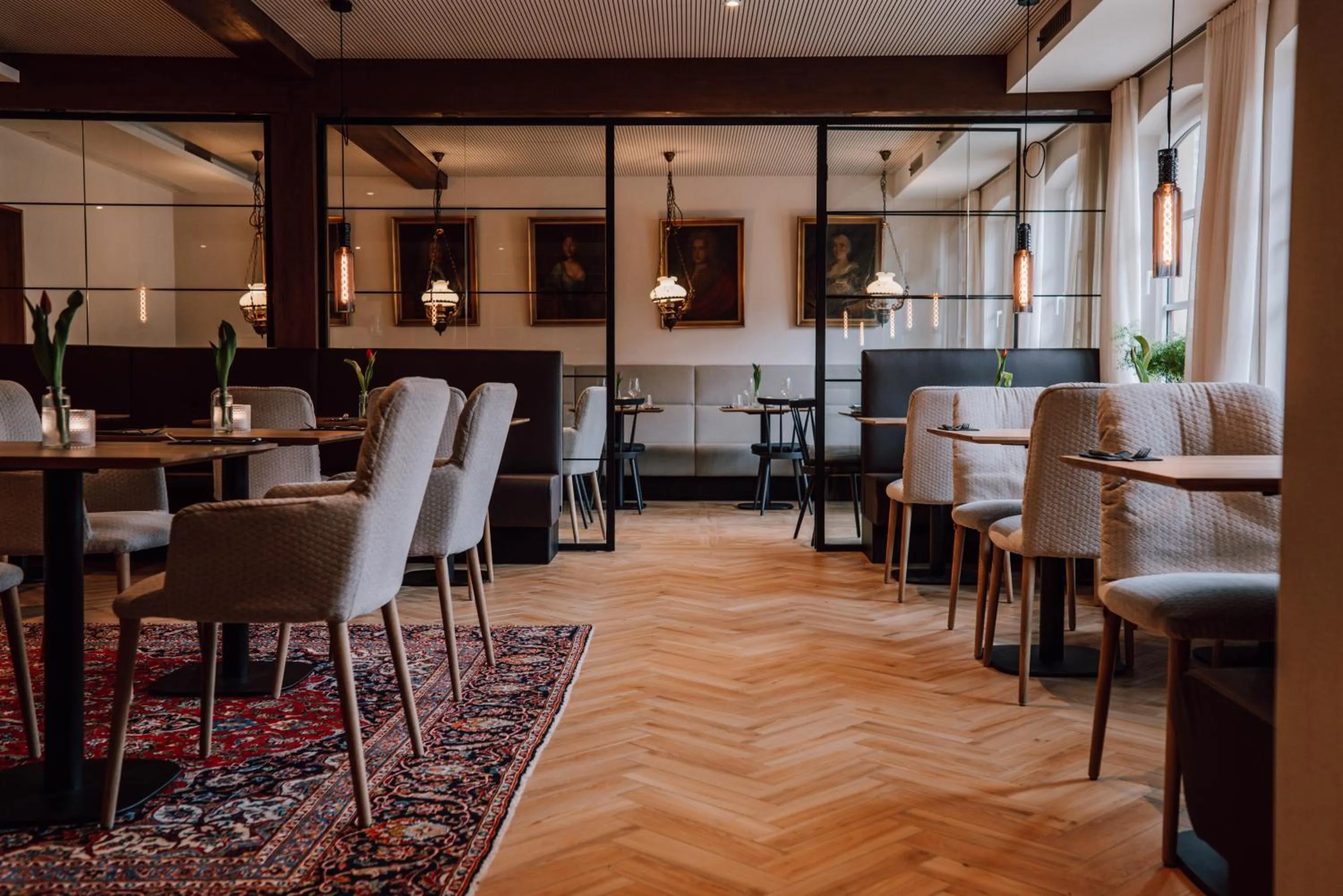 Restaurant/places to eat in Schmidtburger Hof