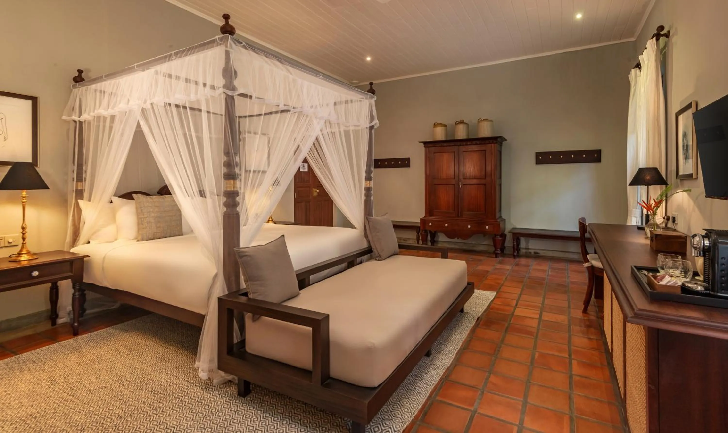 Bed in Uga Riva - Negombo