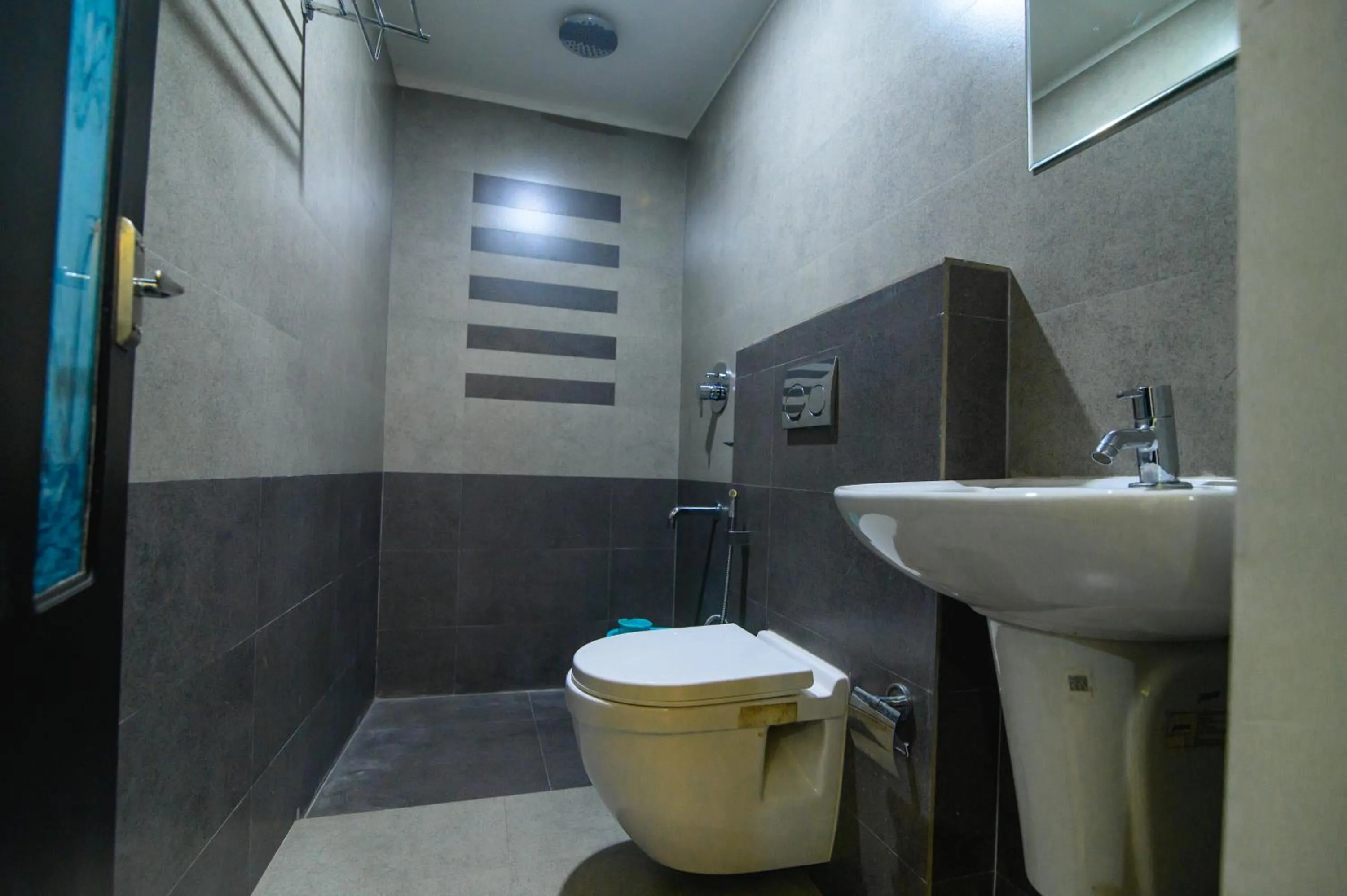 Toilet in Royal Plaza Wayanad