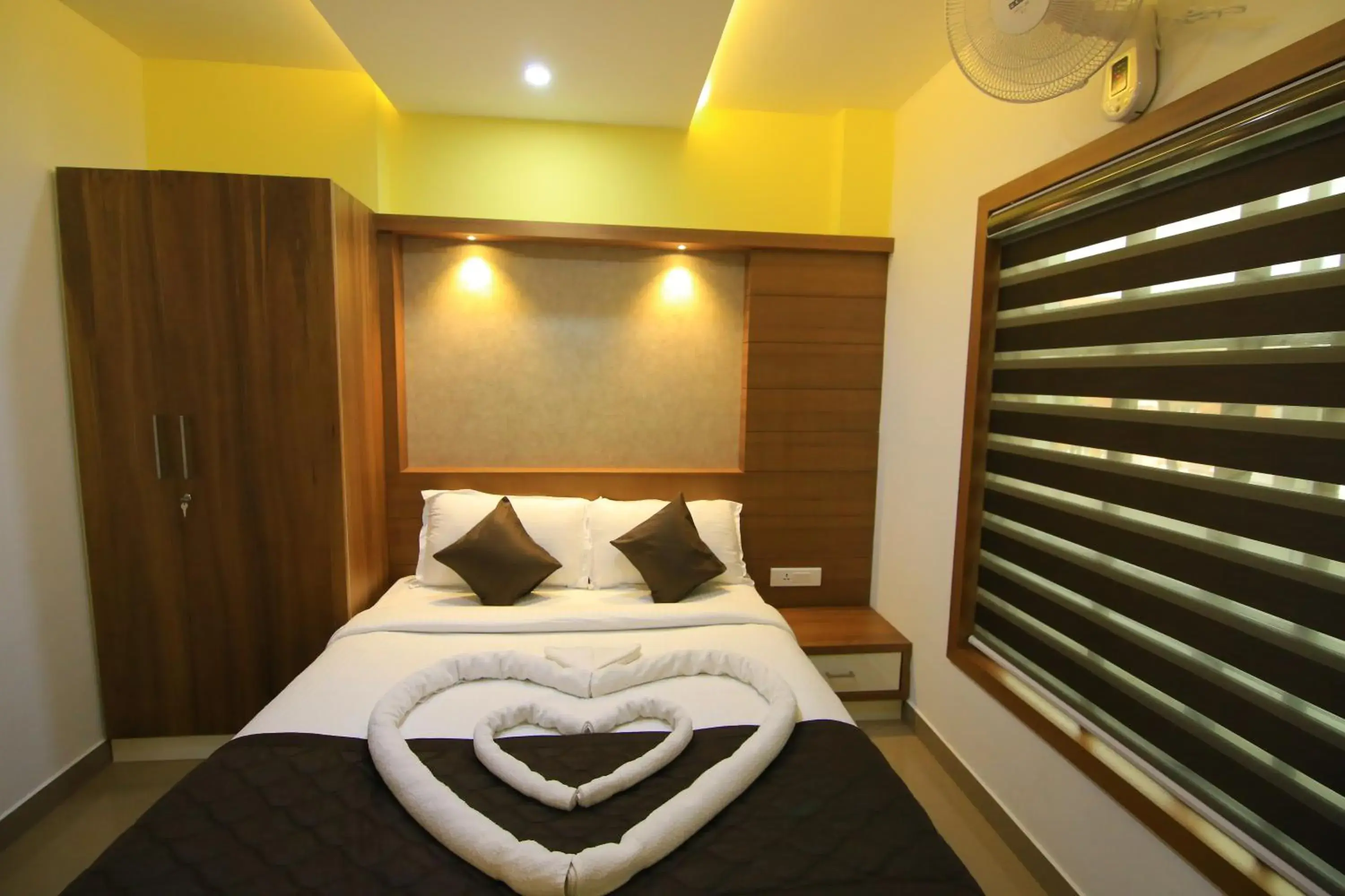 City view, Bed in Royal Plaza Wayanad City view, Bed in Royal Plaza Wayanad