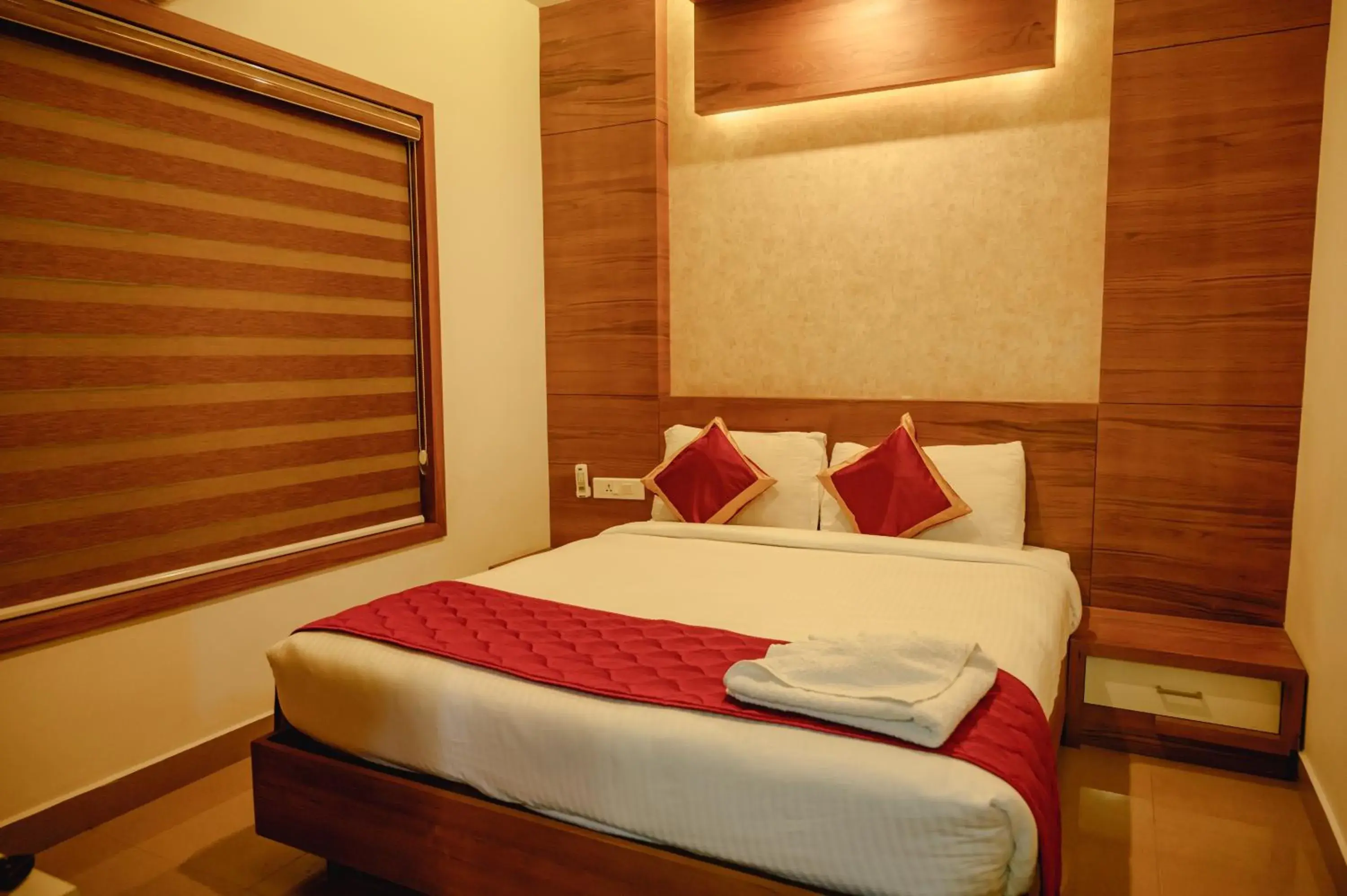 Dining area, Bed in Royal Plaza Wayanad Dining area, Bed in Royal Plaza Wayanad