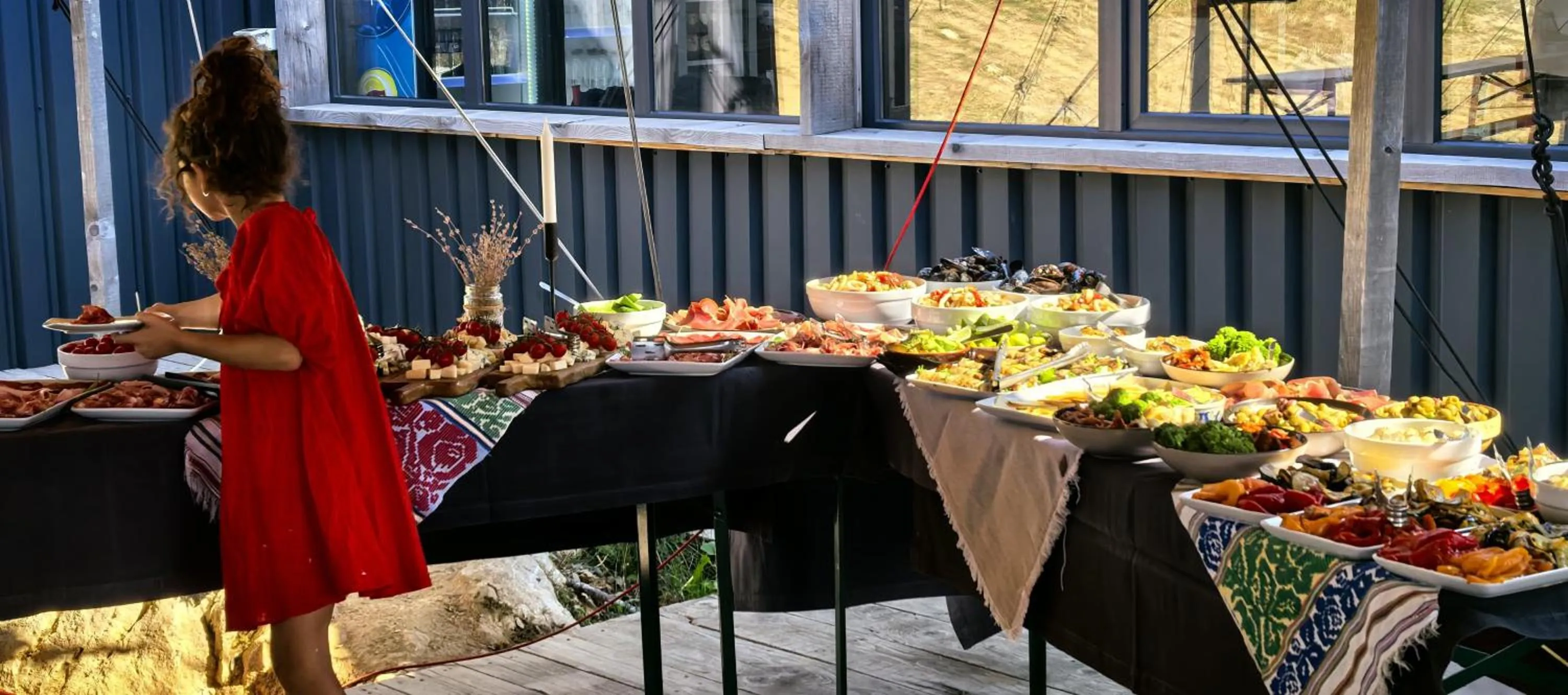 People in Ursa Mica Glamping Resort