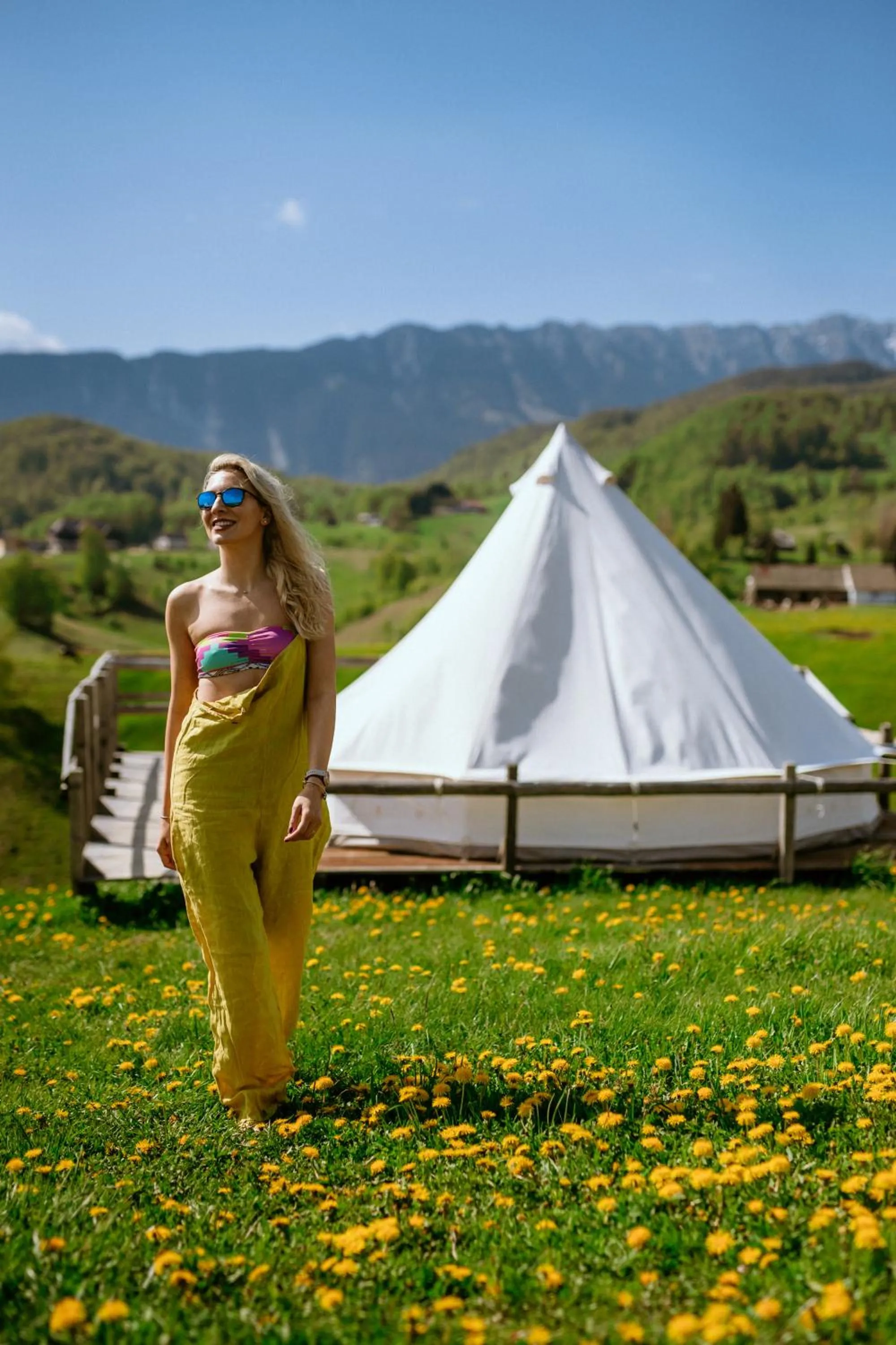 Day in Ursa Mica Glamping Resort