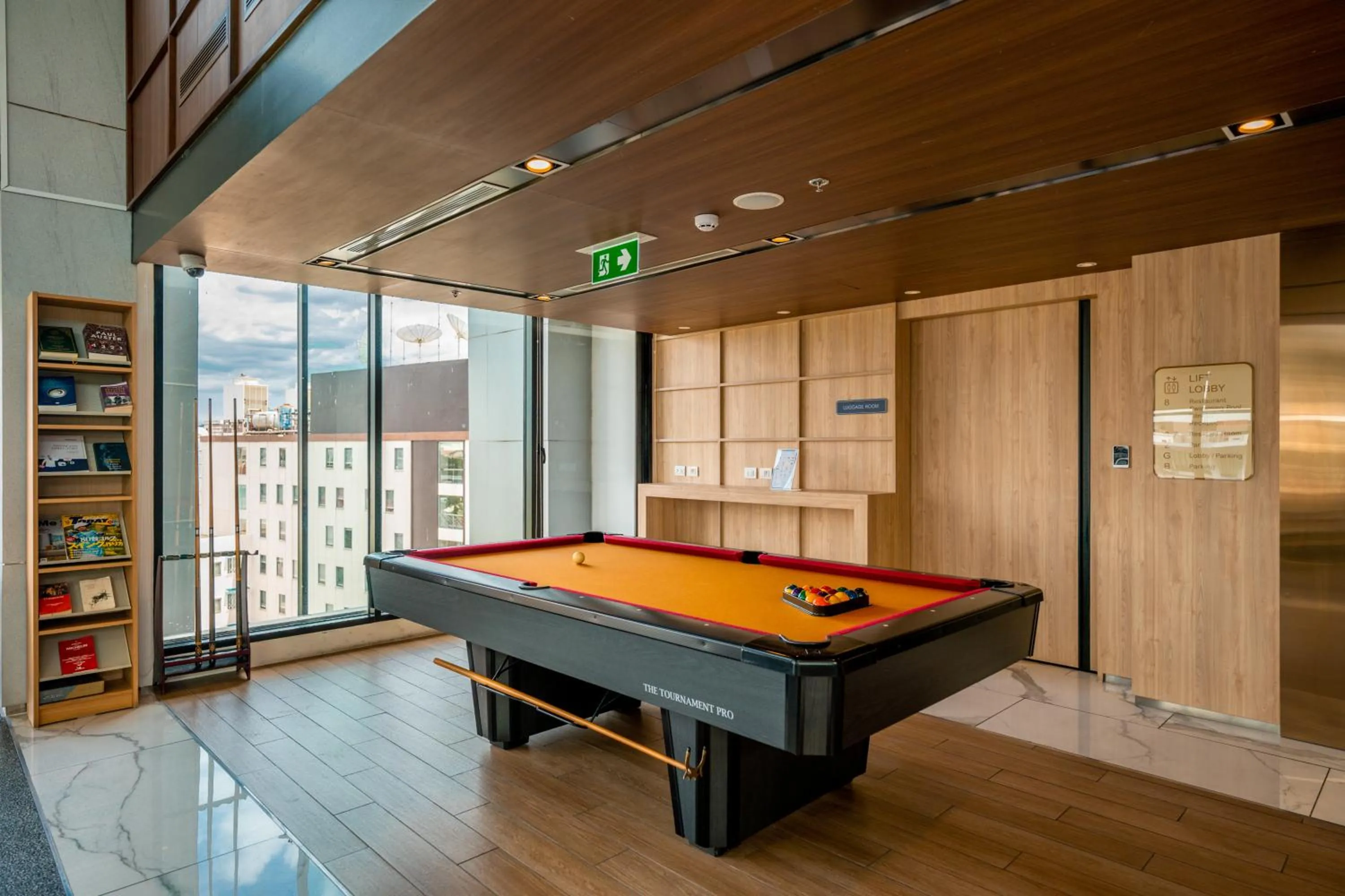 Lobby or reception in Amanta Hotel & Residence Sathorn