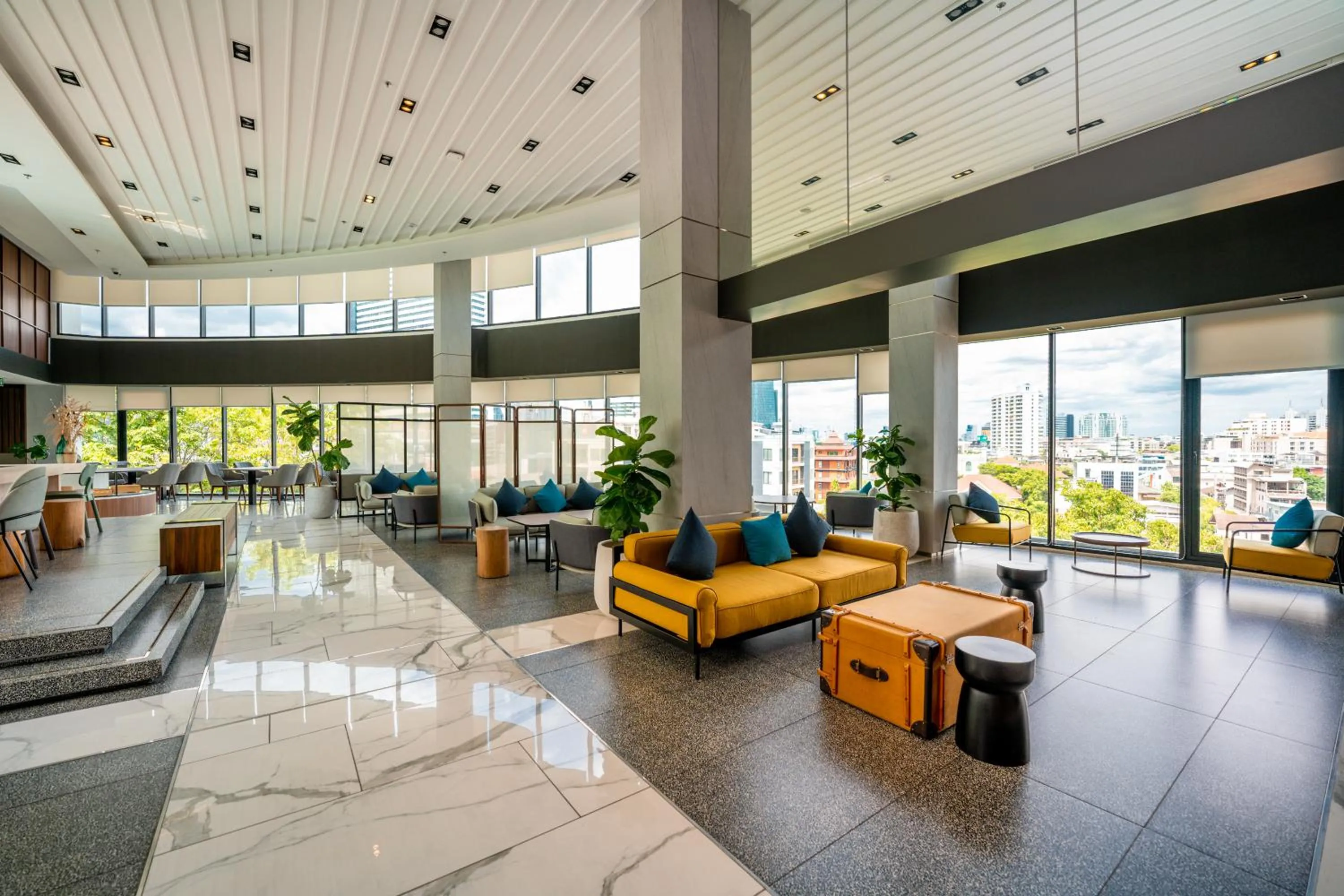 Lobby or reception in Amanta Hotel & Residence Sathorn