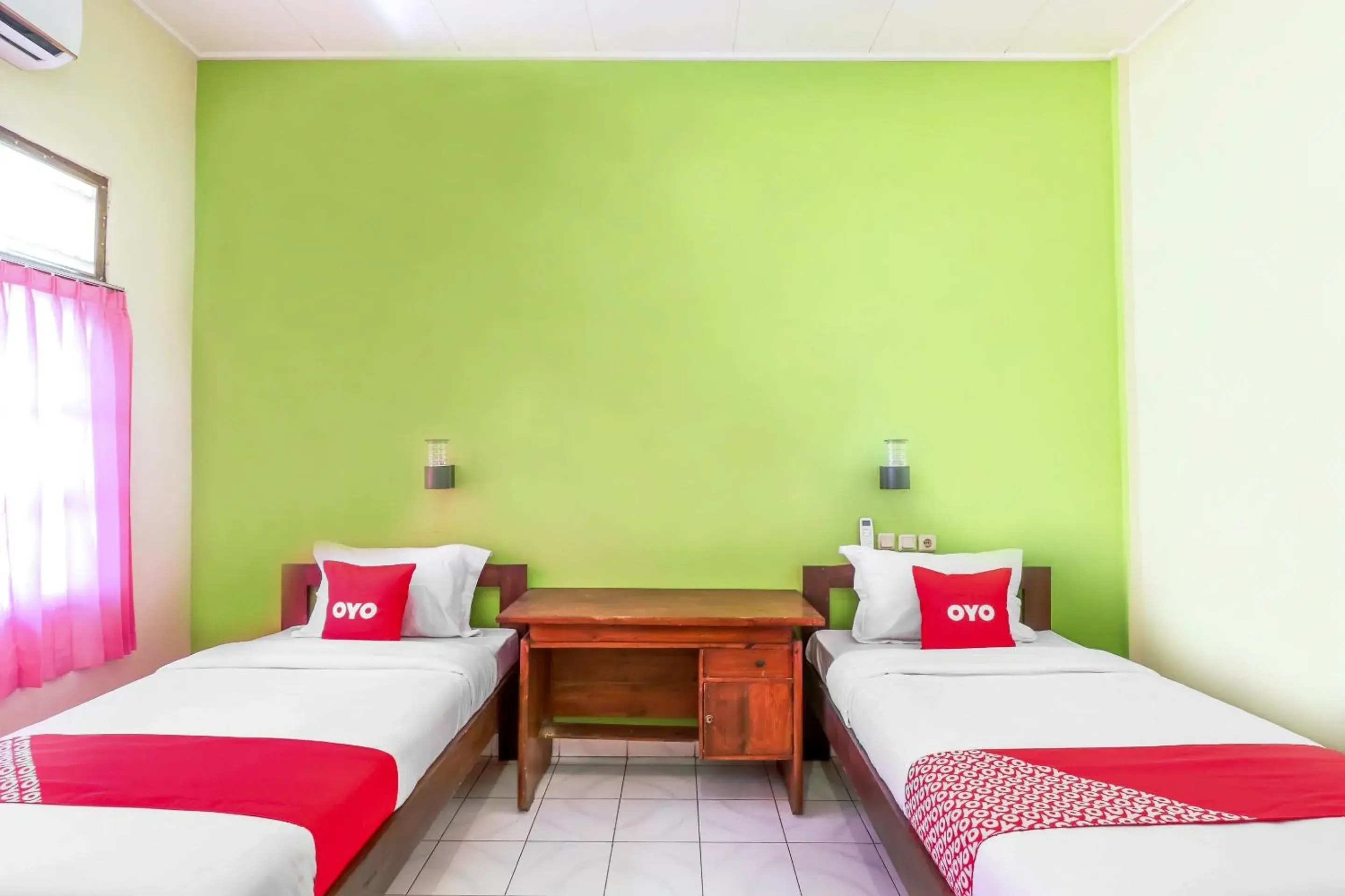 Bedroom, Bed in Hotel O Nan Berlian Inn Bedroom, Bed in Hotel O Nan Berlian Inn