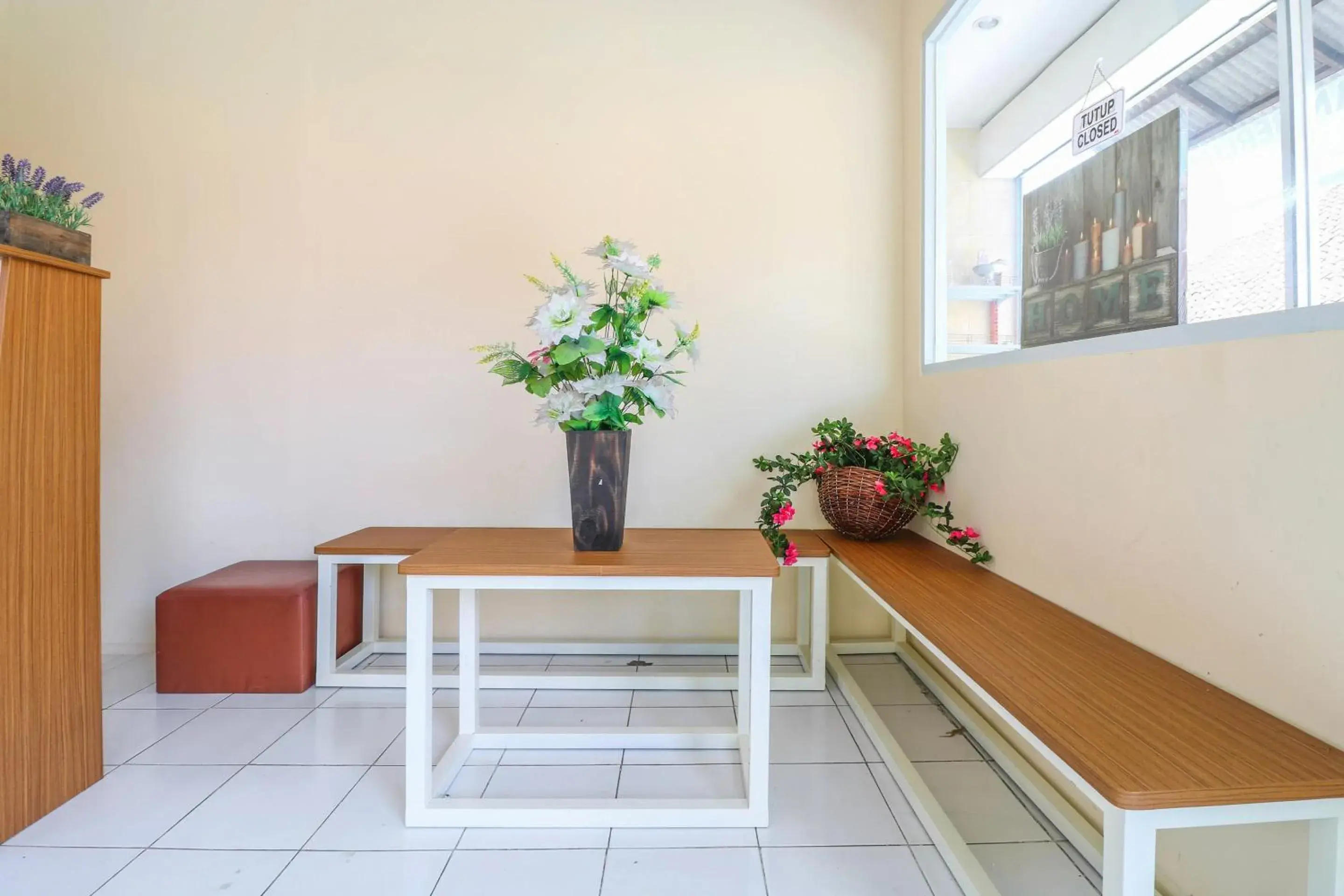 Lobby or reception in Hotel O Nan Berlian Inn Lobby or reception in Hotel O Nan Berlian Inn