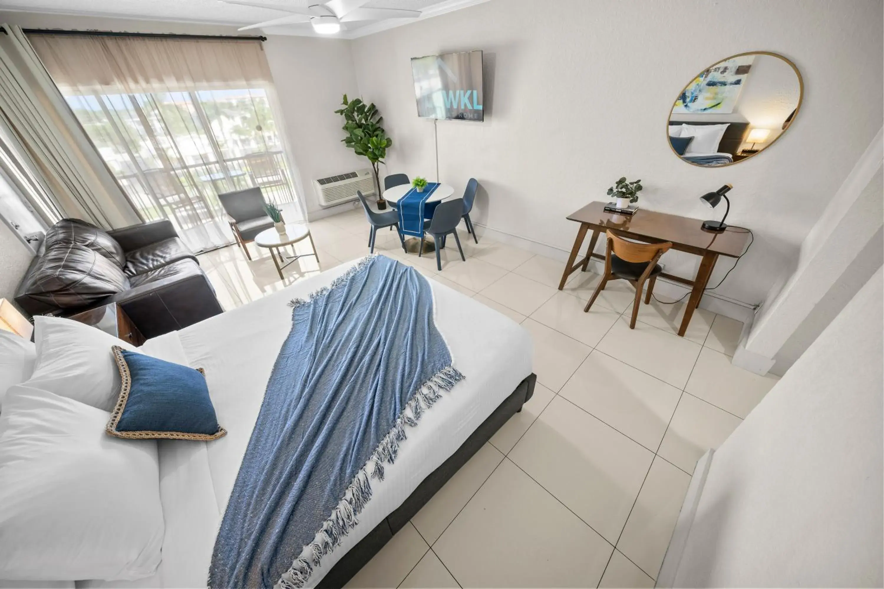 Superior Queen with Balcony, Kitchenette and Sofa Bed in Boca Plaza Superior Queen with Balcony, Kitchenette and Sofa Bed in Boca Plaza