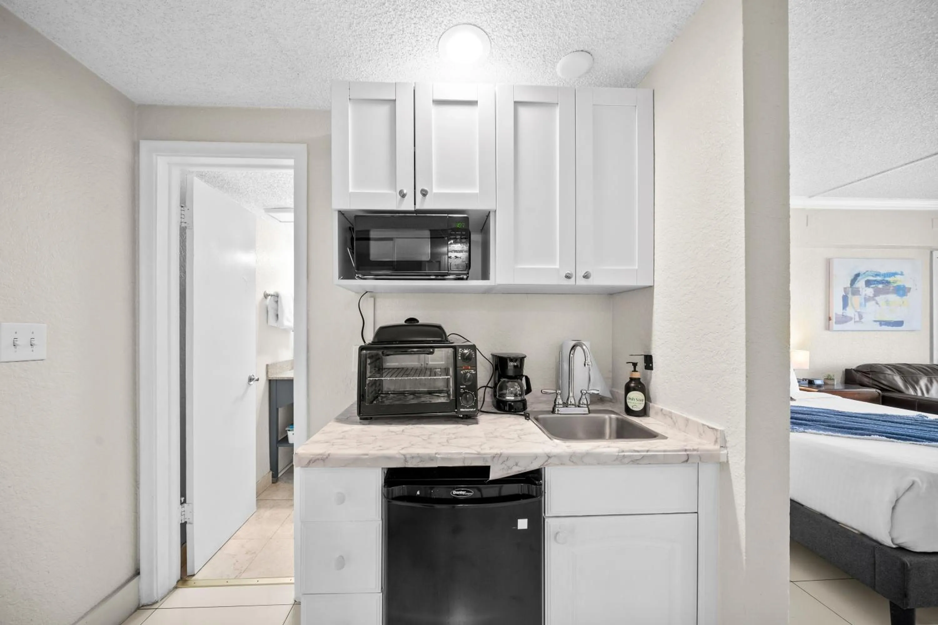 Kitchen or kitchenette in Boca Plaza