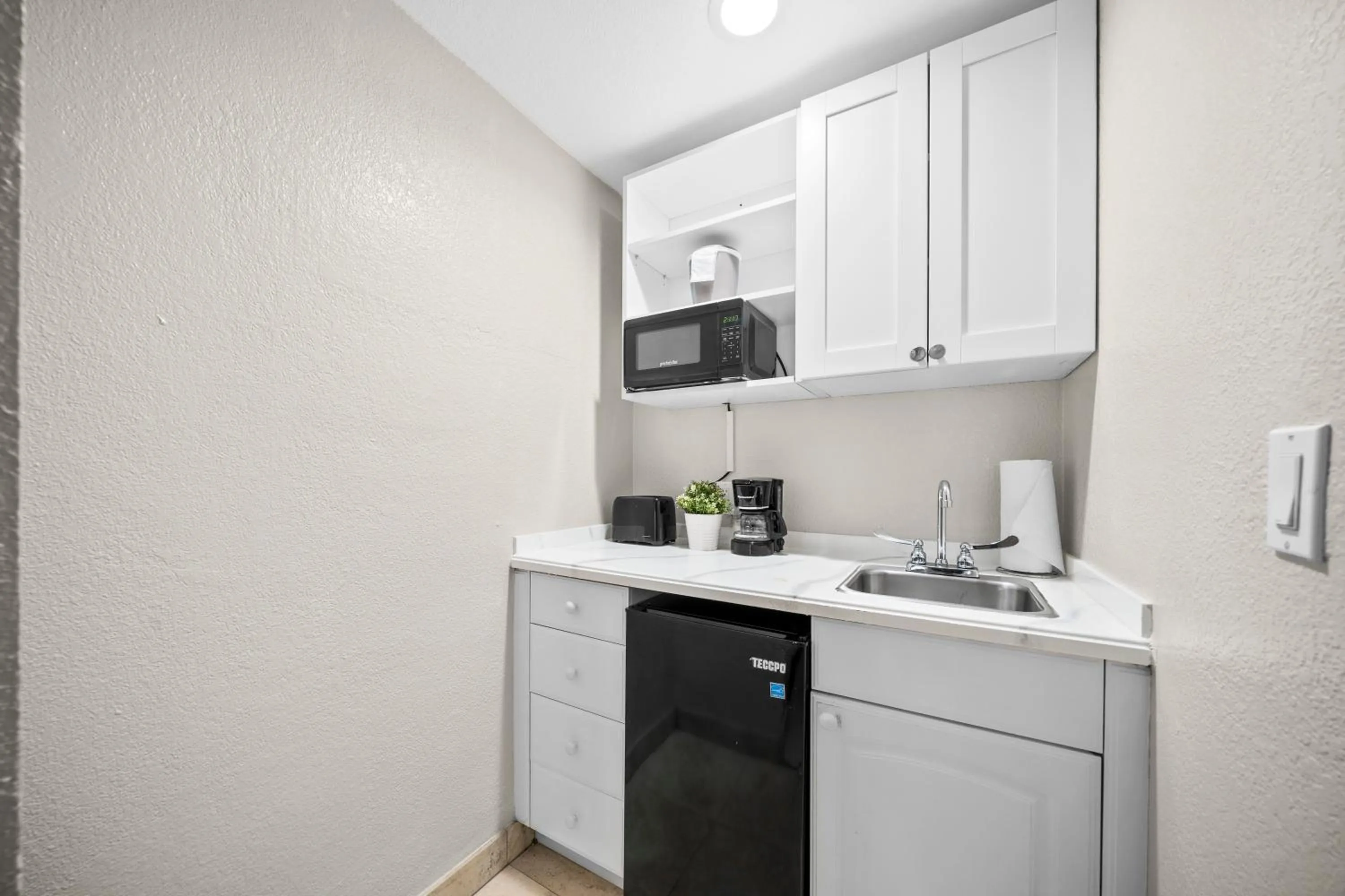 Kitchen or kitchenette in Boca Plaza