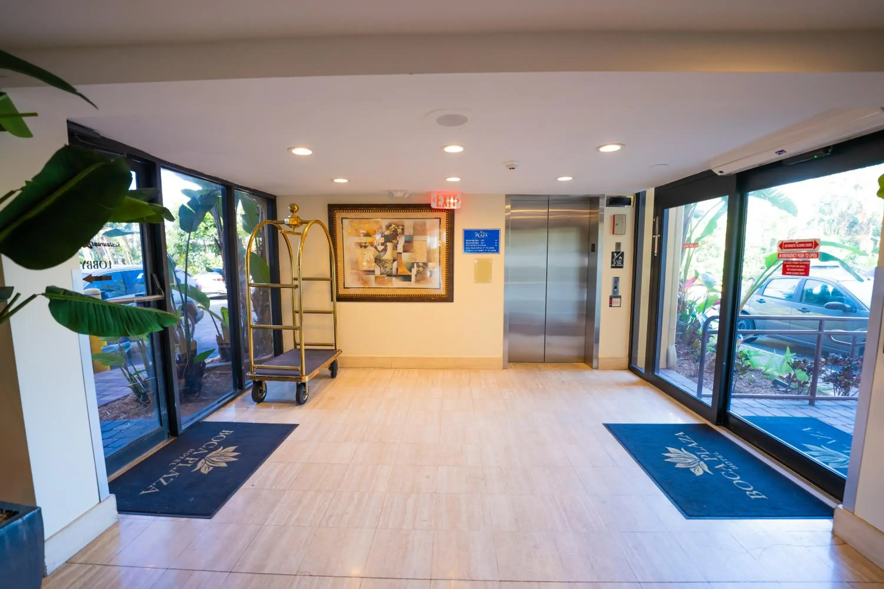 Property building in Boca Plaza Property building in Boca Plaza