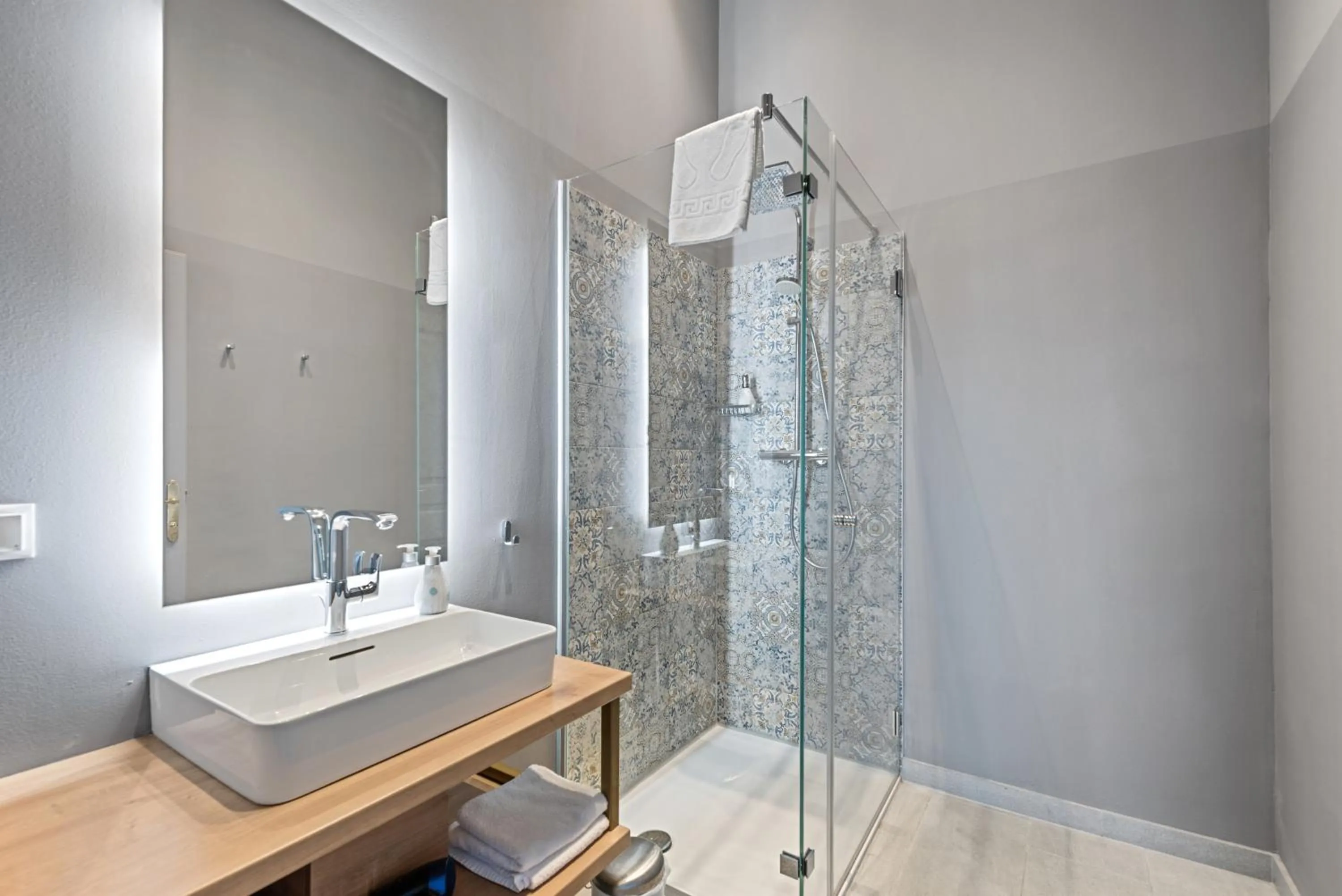 Shower in KH Opera Apartments