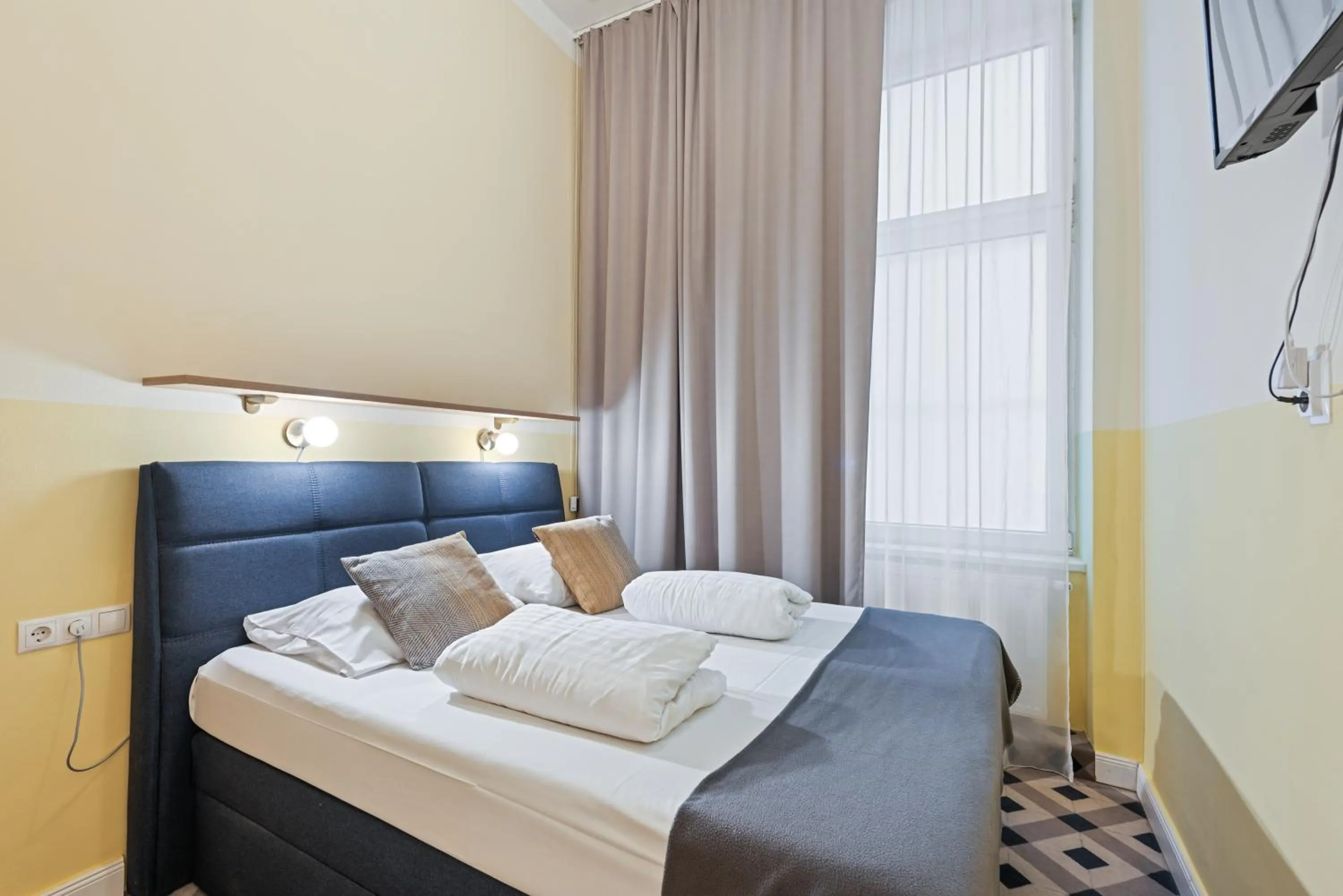 Bedroom, Bed in KH Opera Apartments