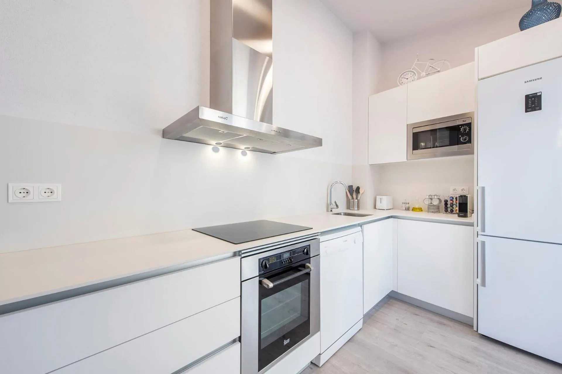 Kitchen or kitchenette in Lovely and bright apartment in the heart of Banyoles