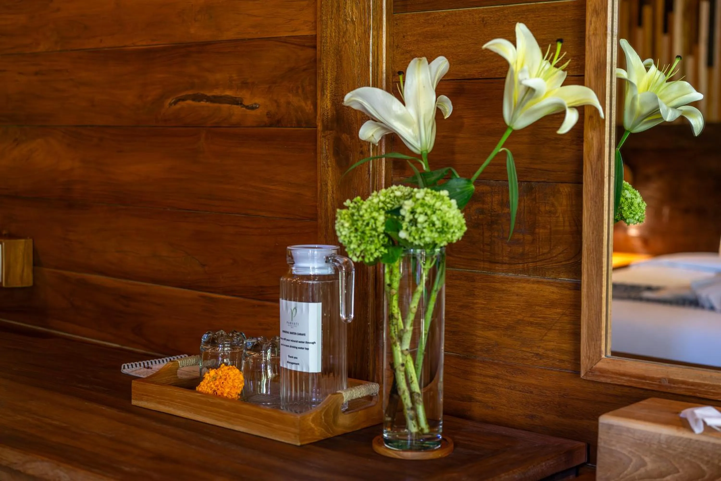 Drinks in Parvati Retreat Villas