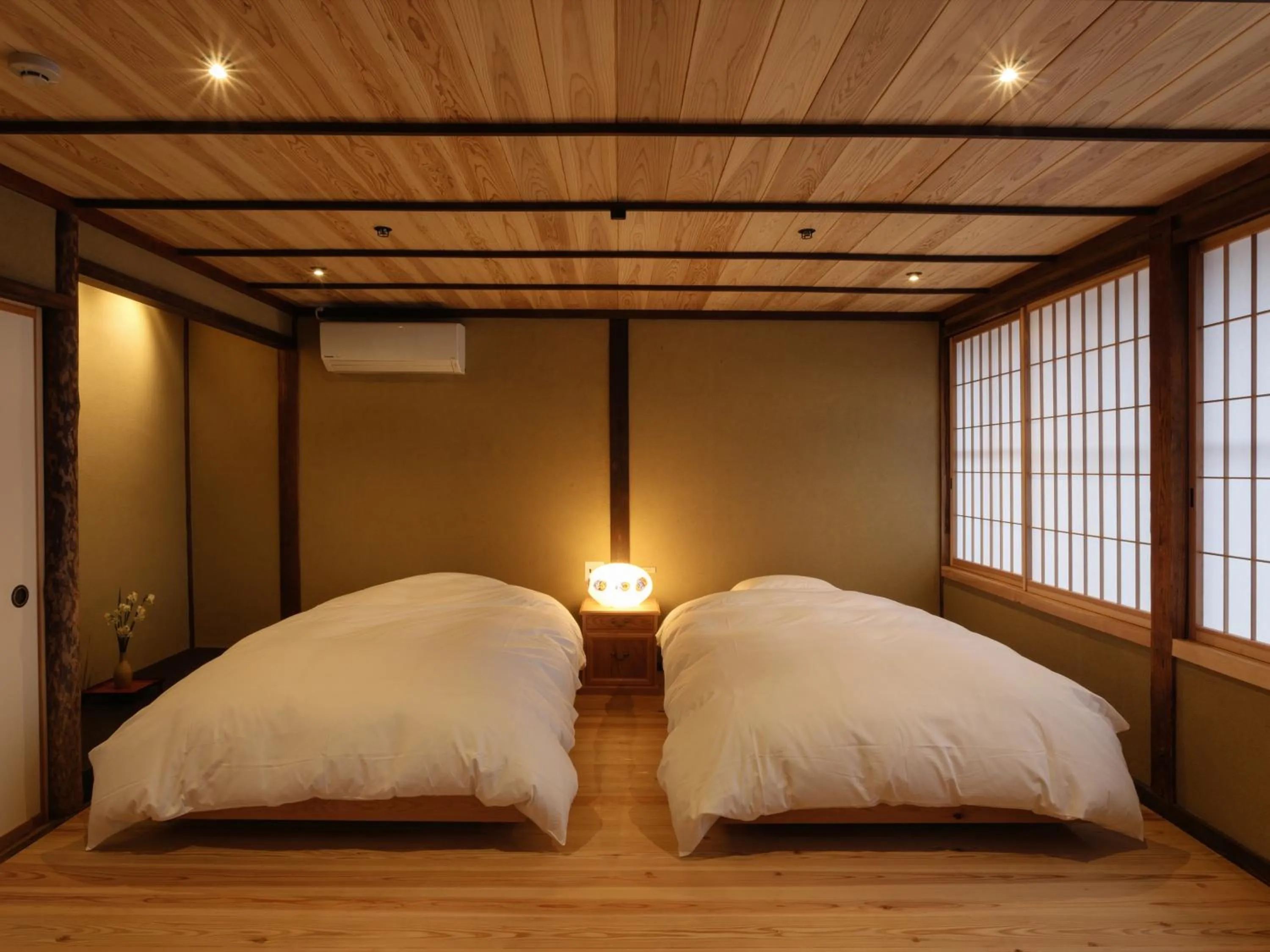Photo of the whole room, Bed in Nipponia Izumo Hirata Cotton Road