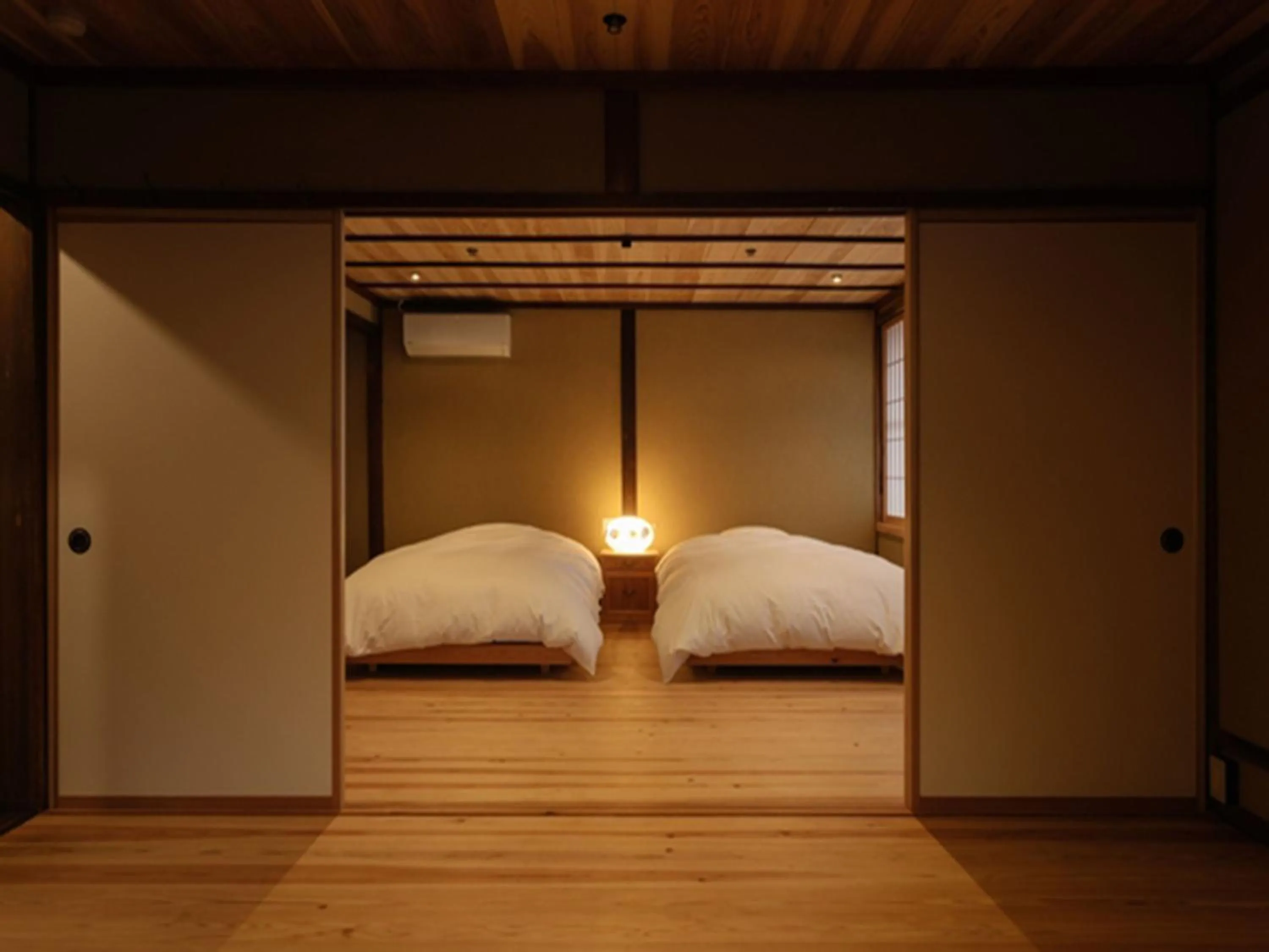 Photo of the whole room, Bed in Nipponia Izumo Hirata Cotton Road