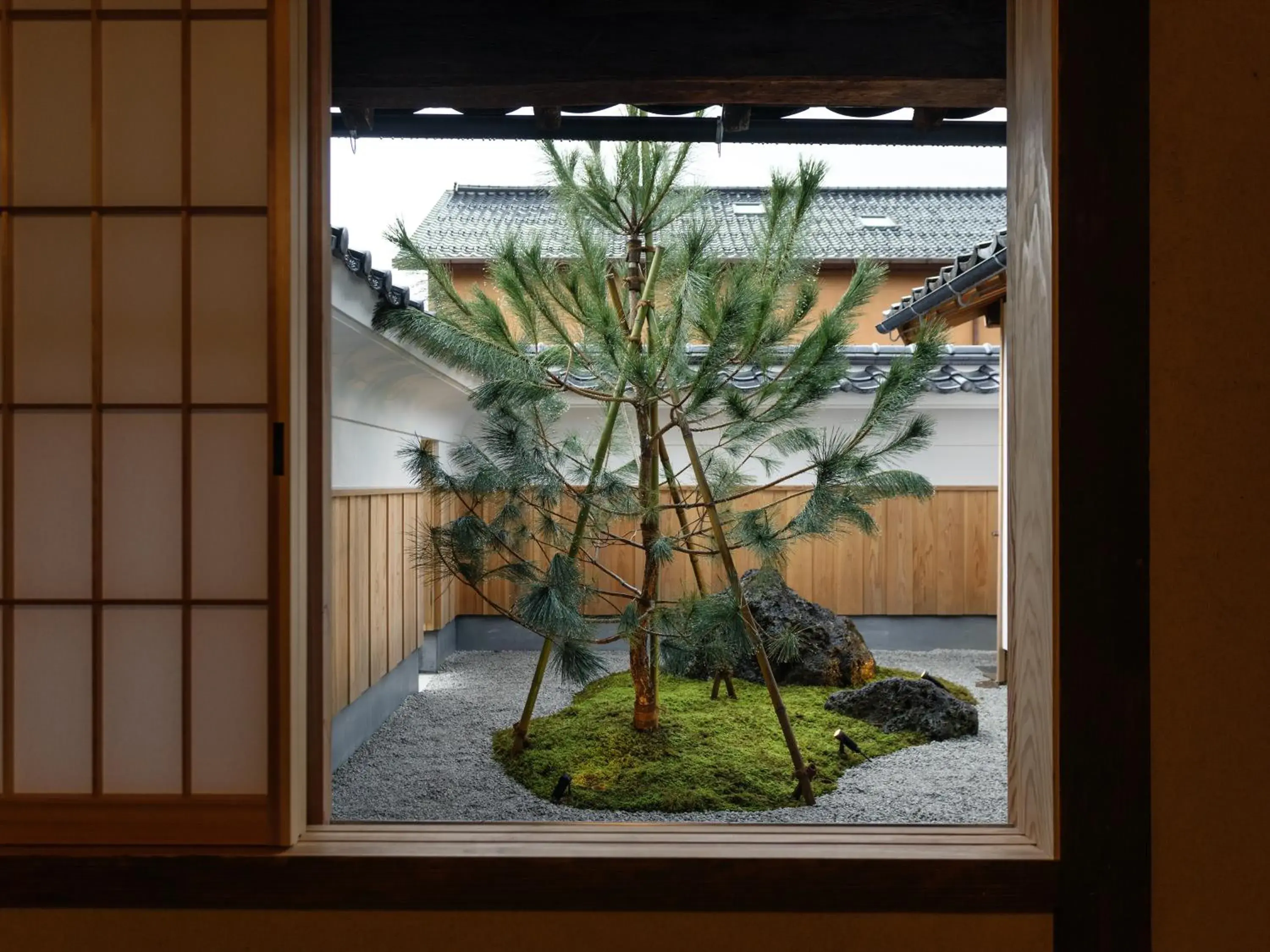 Garden view in Nipponia Izumo Hirata Cotton Road Garden view in Nipponia Izumo Hirata Cotton Road