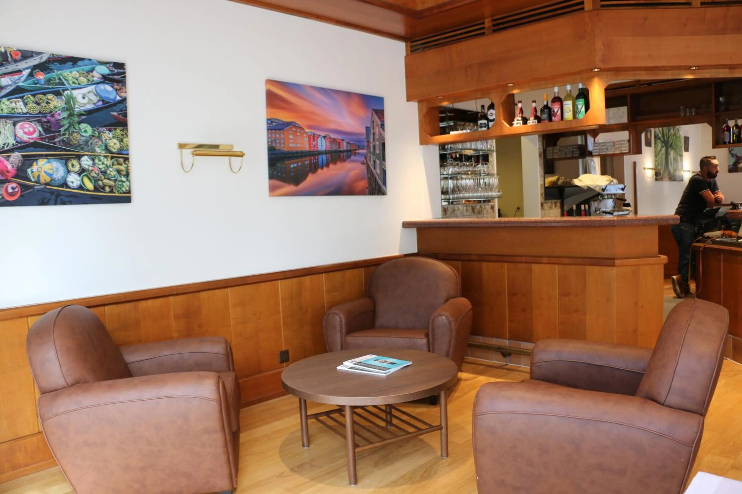 Restaurant/places to eat in Auberge Au Lion d'Or