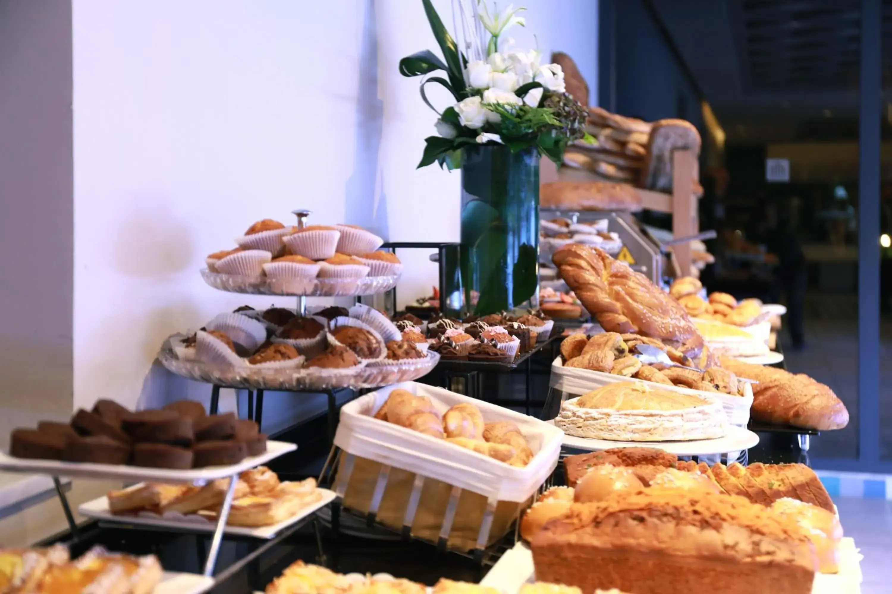 Breakfast in Kenzi Rose Garden Breakfast in Kenzi Rose Garden