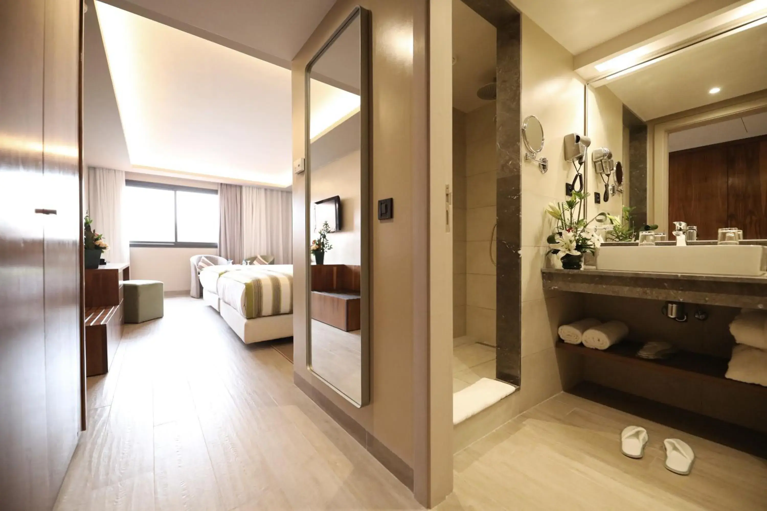 Photo of the whole room in Kenzi Rose Garden Photo of the whole room in Kenzi Rose Garden