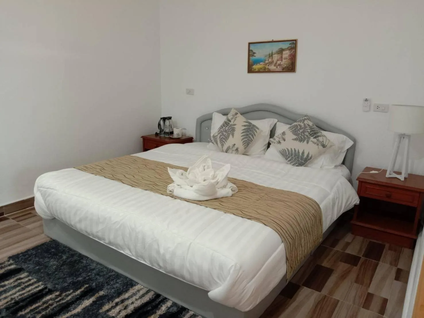 Bed in Chaiyai River Front Hotel