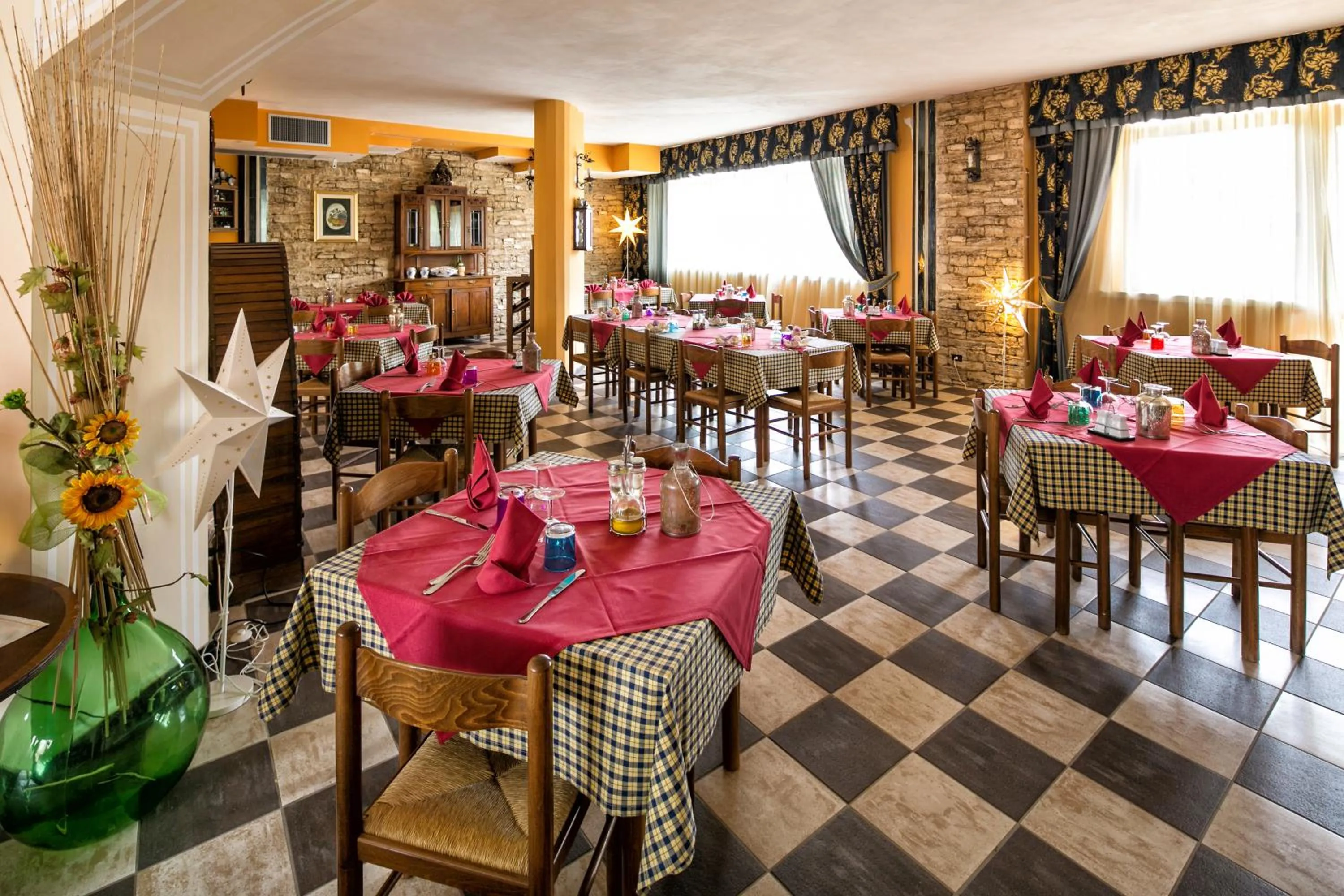Restaurant/places to eat in Umbriaverde Sporting & Resort