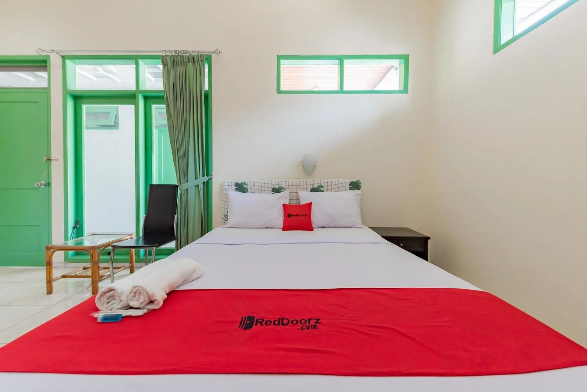 Bed in RedDoorz @ Jalan R.E. Martadinata Sukabumi